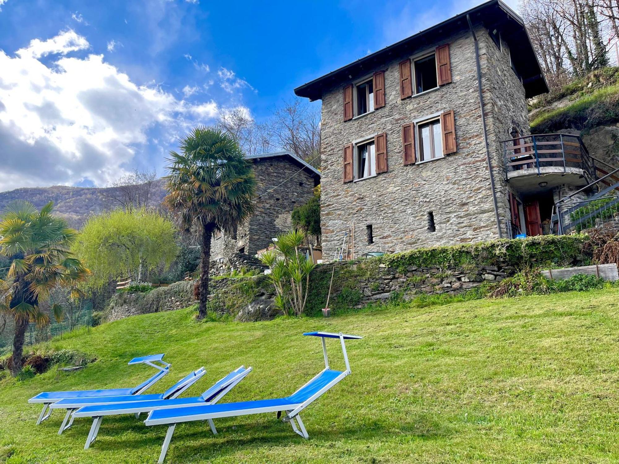 Holiday home Casa Fogolar