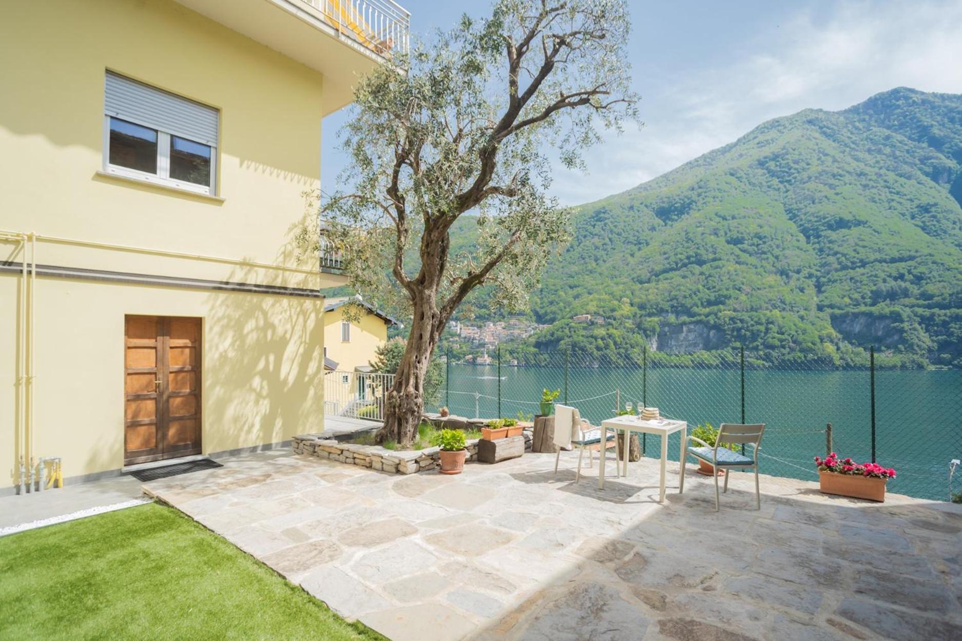 La Quiete With Private Garden By Rent Apartment Laglio