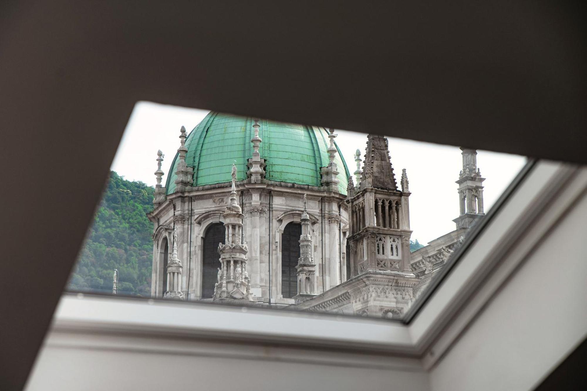 Dome's Magic - The House Of Travelers * Como