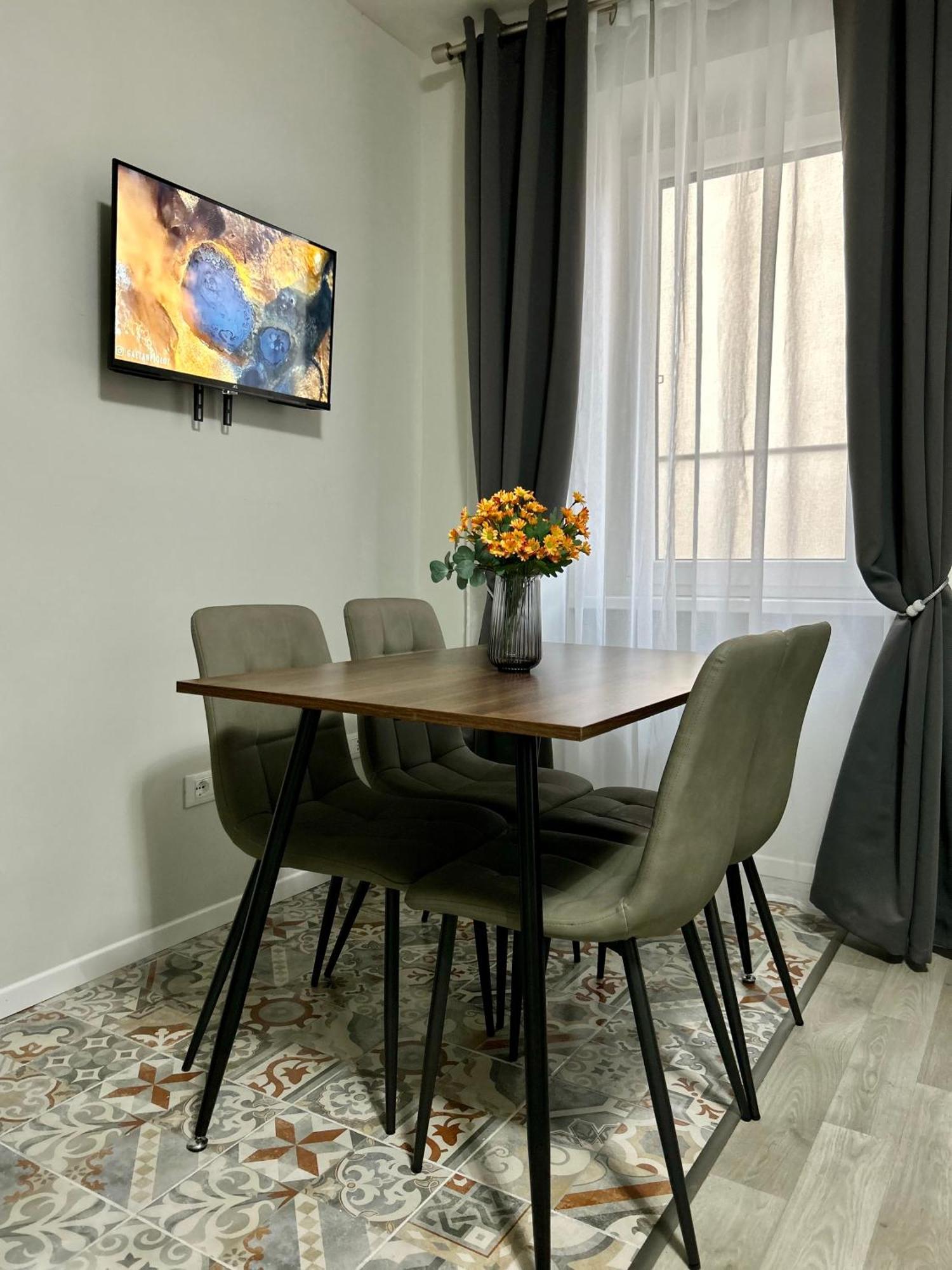 Timco With Big Terrace, Partial View And Air-conditioner Apartment *