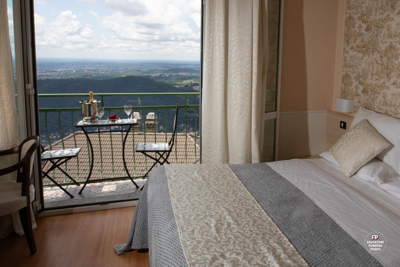 Vista Brunate