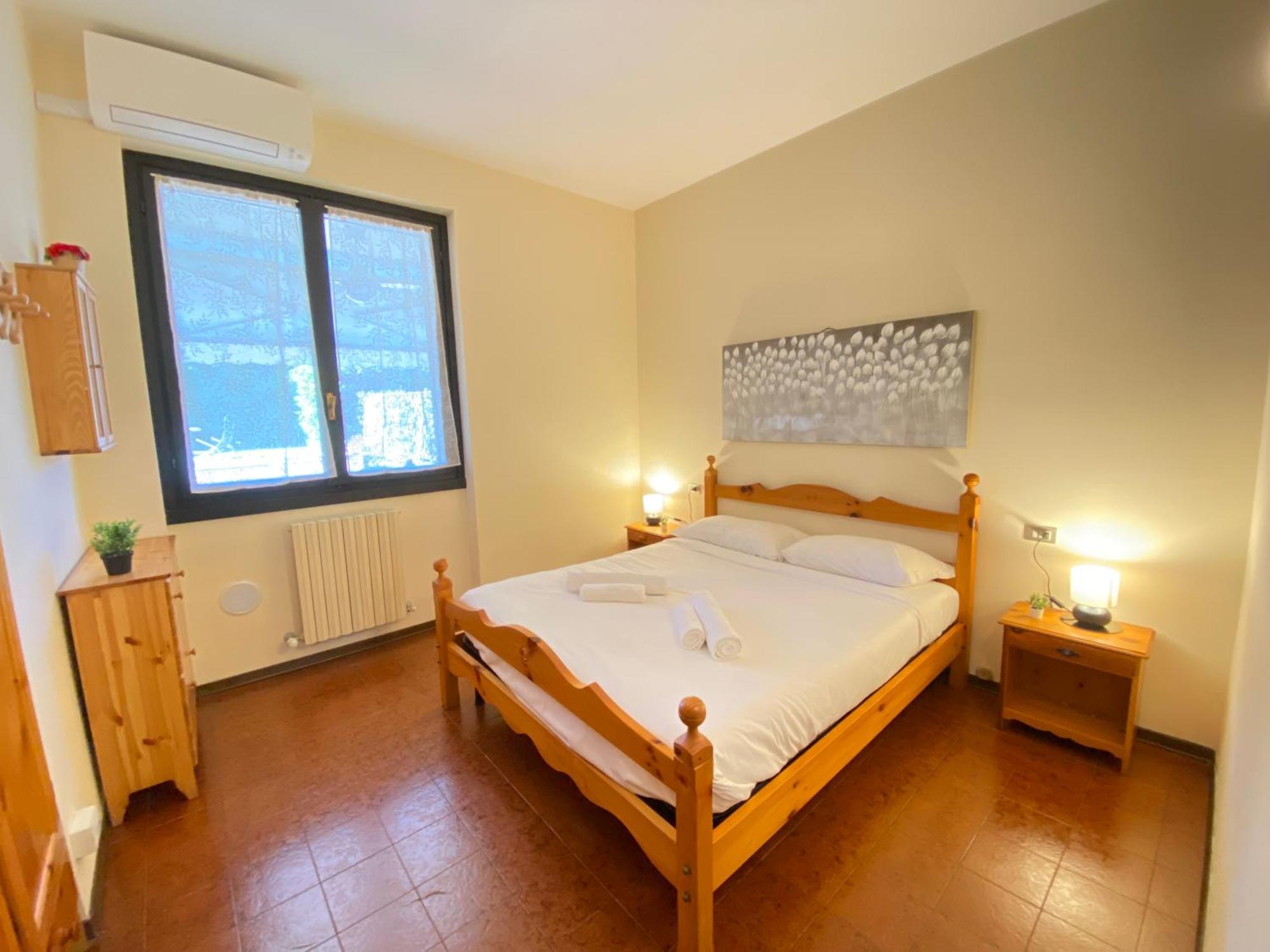 Sunsetview - Swimming Pool And Garden Apartment