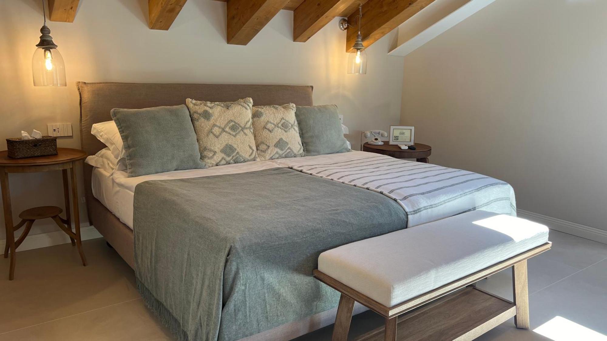Hotel Aurora Lezzeno