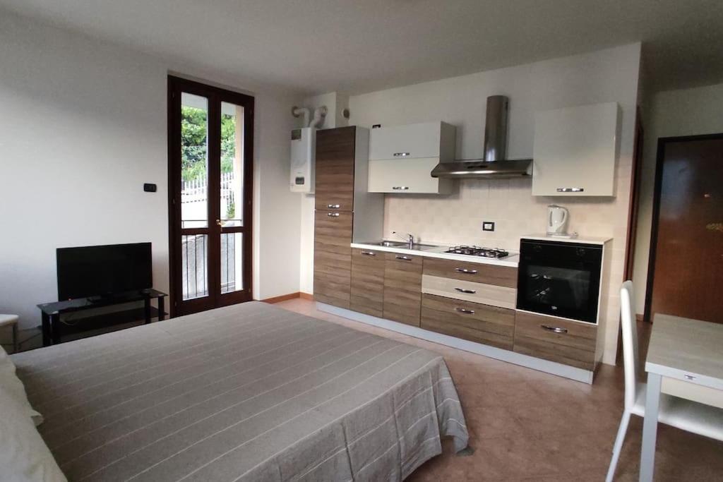 Regina Lake Como Apartment *