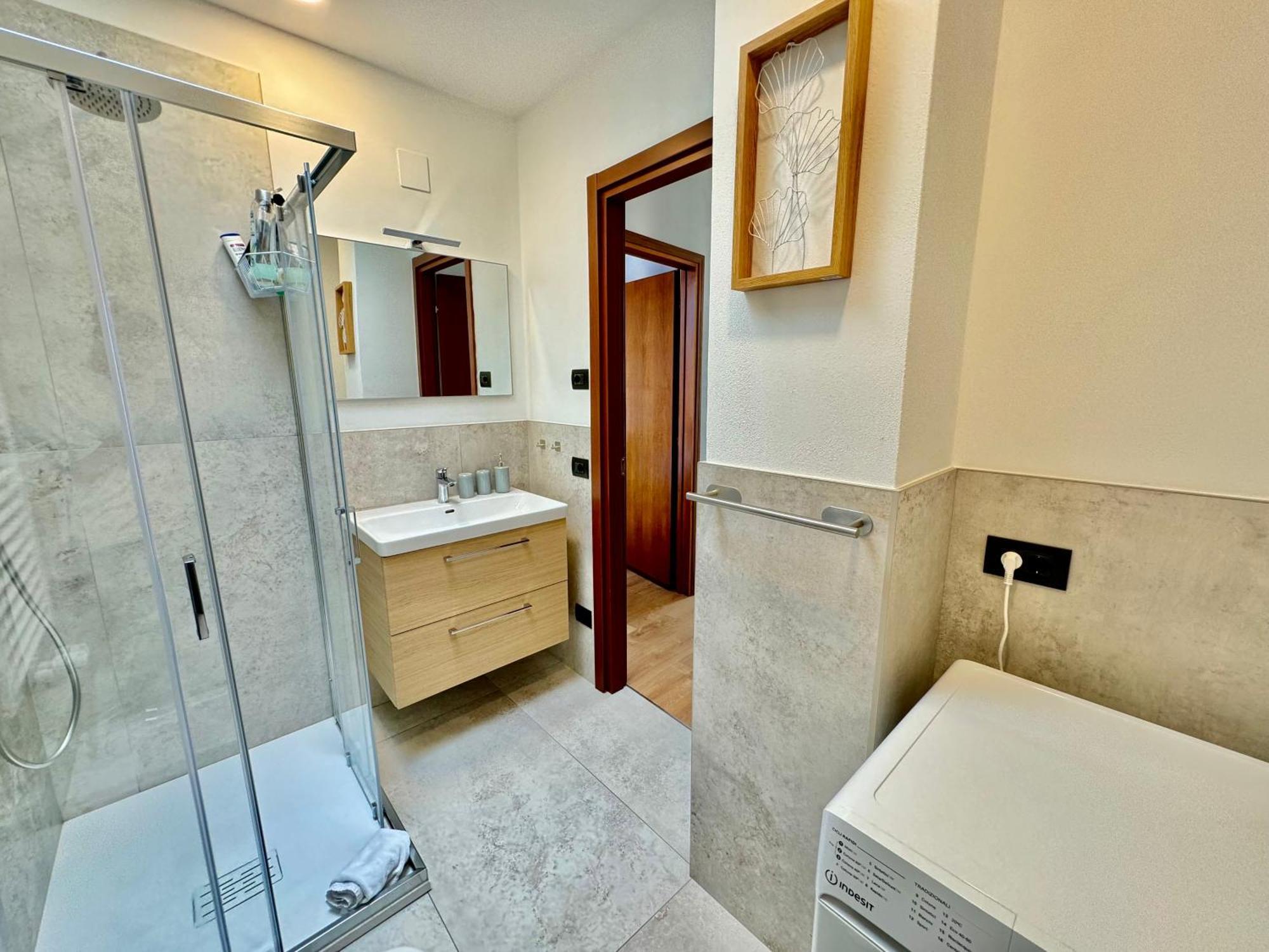 2bd Near The Station Apartment *