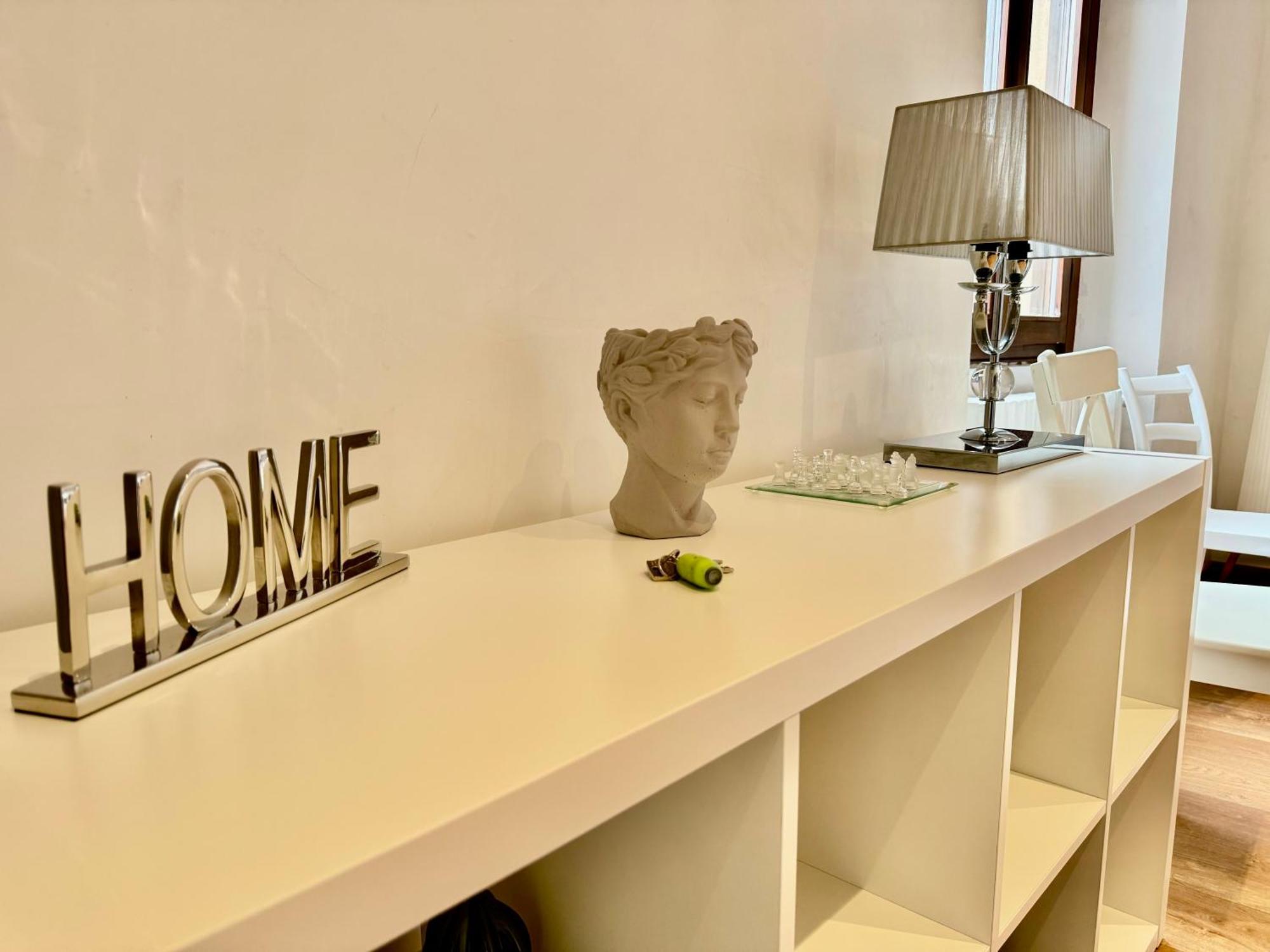 Apartment 2bd Near The Station Como