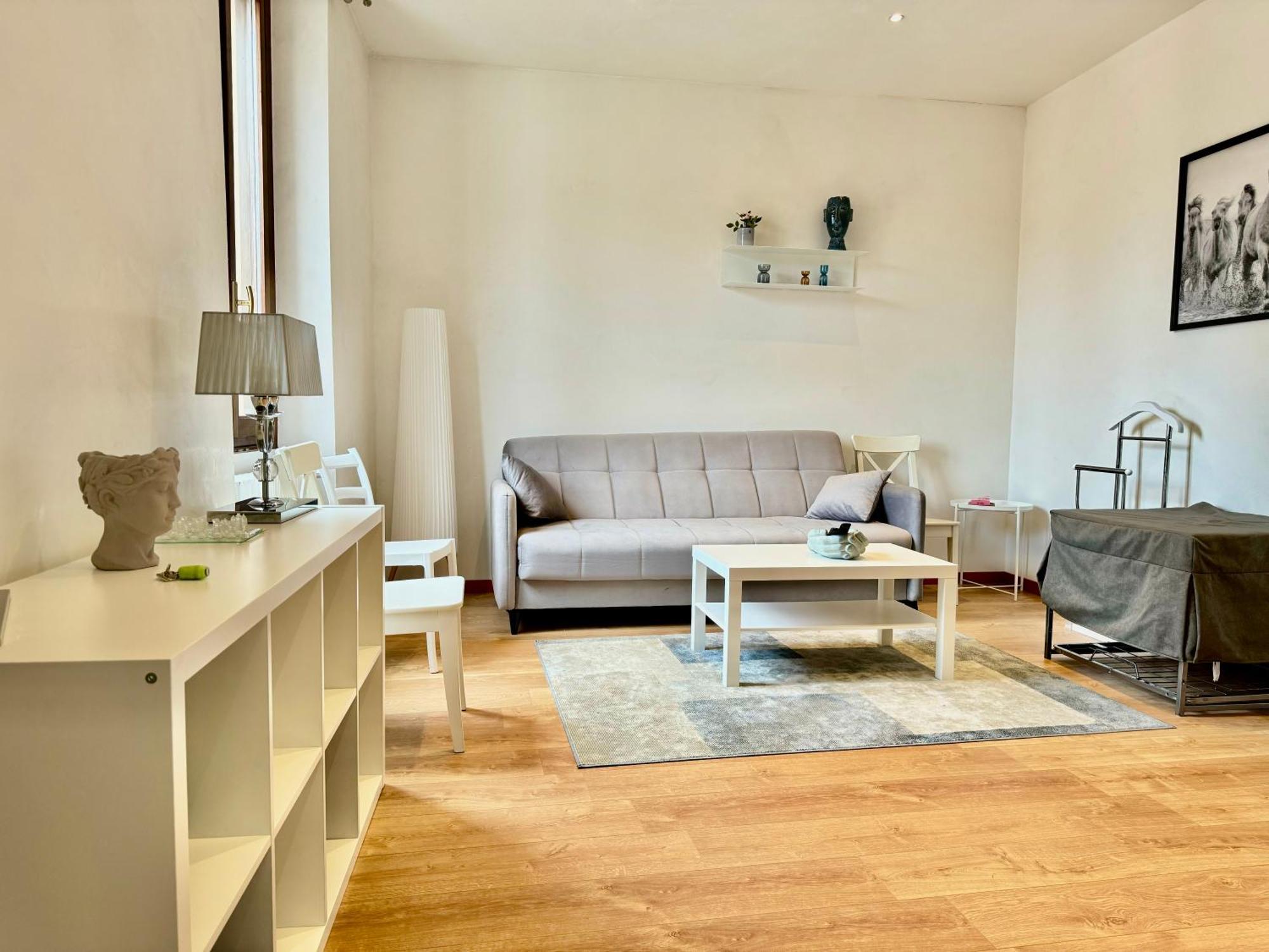 2bd Near The Station Apartment *