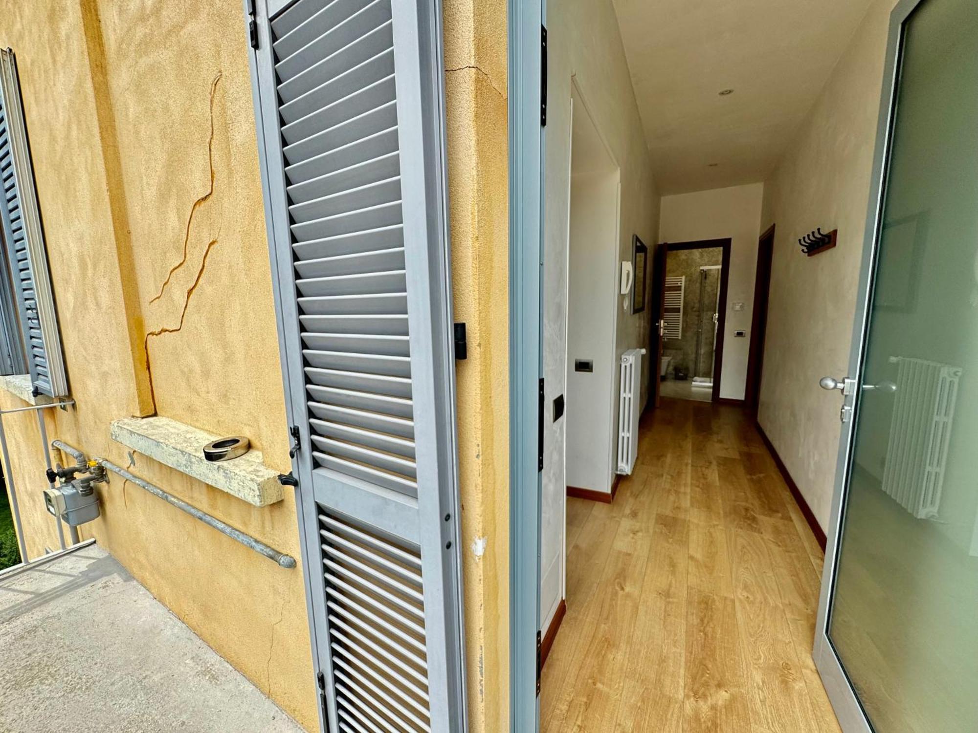 2bd Near The Station Como