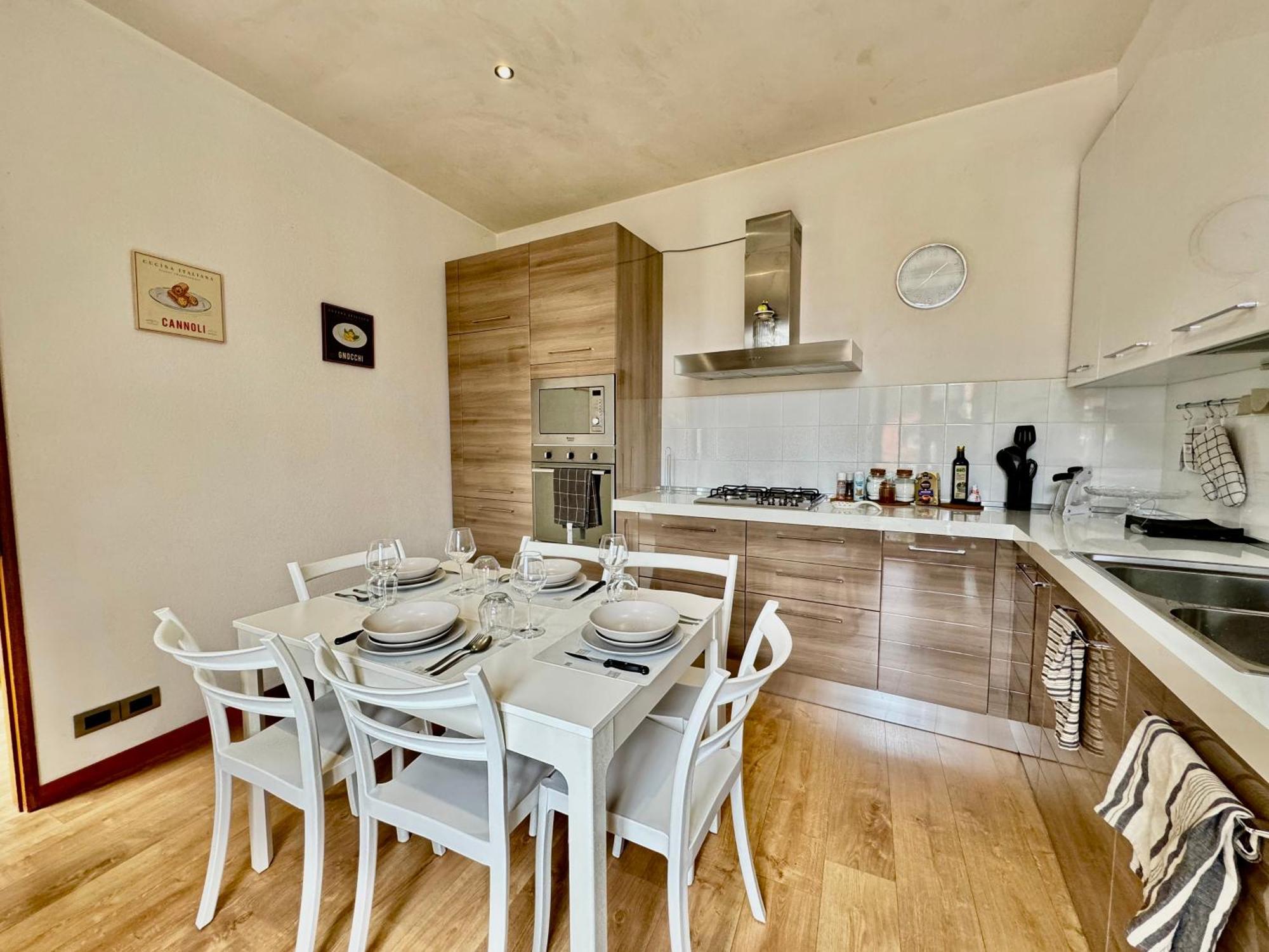 2bd Near The Station Apartment *