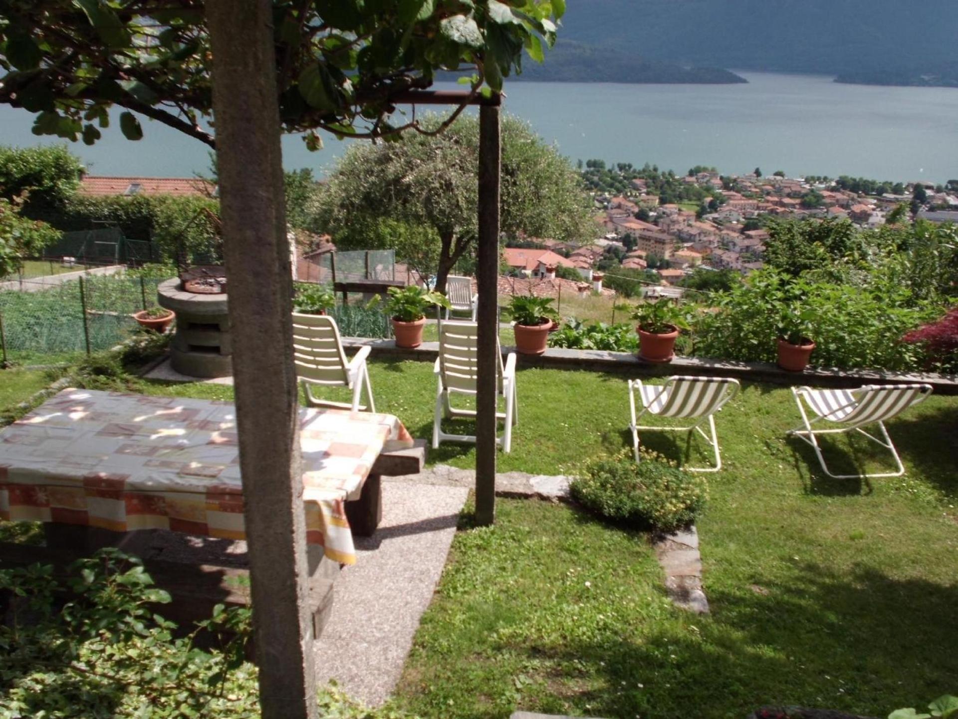 Ferienwohnung Mit Pelletofen Und Direktem Zugang Zu Terrasse Und Garten