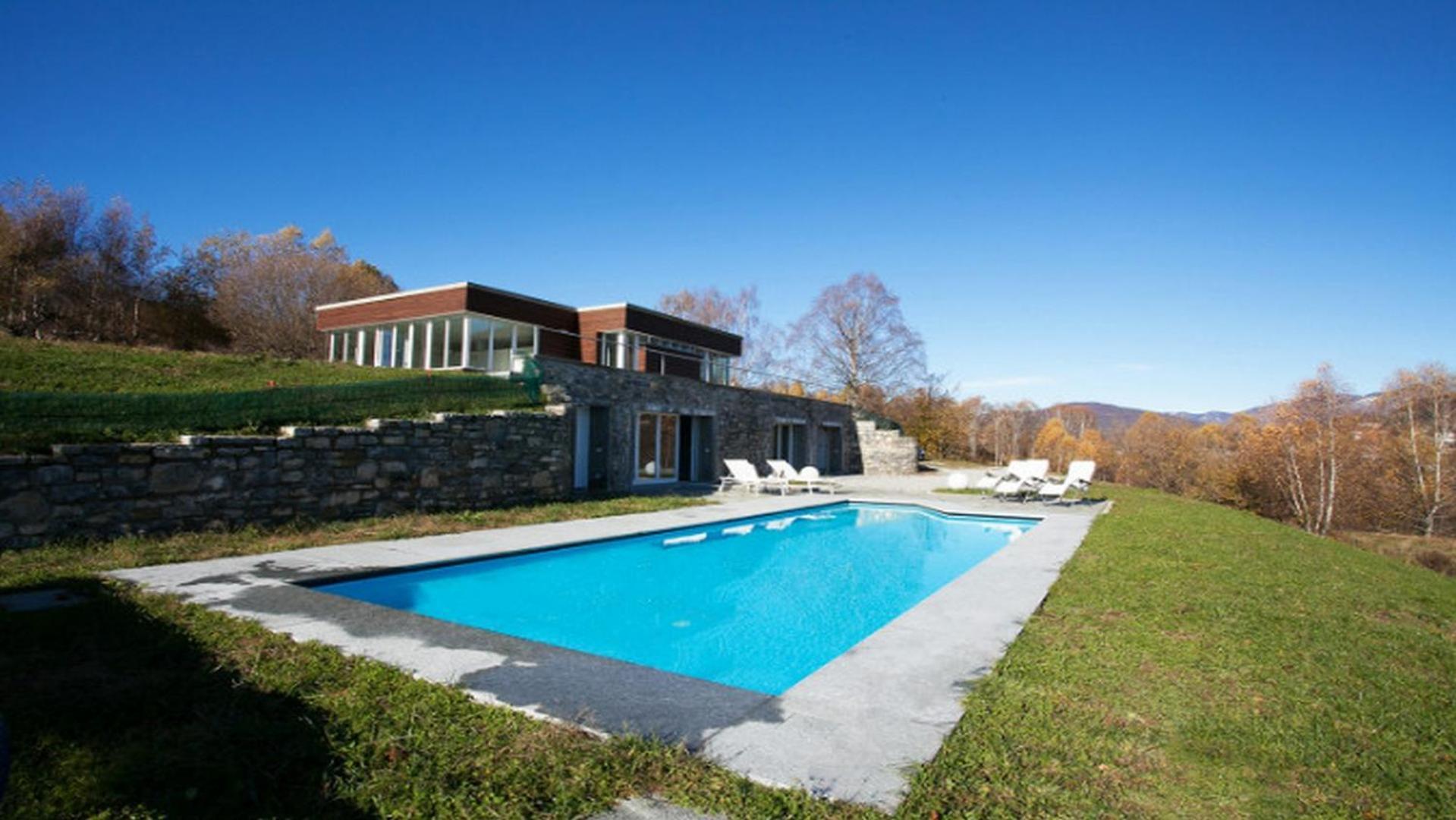 Villa Intelvi *