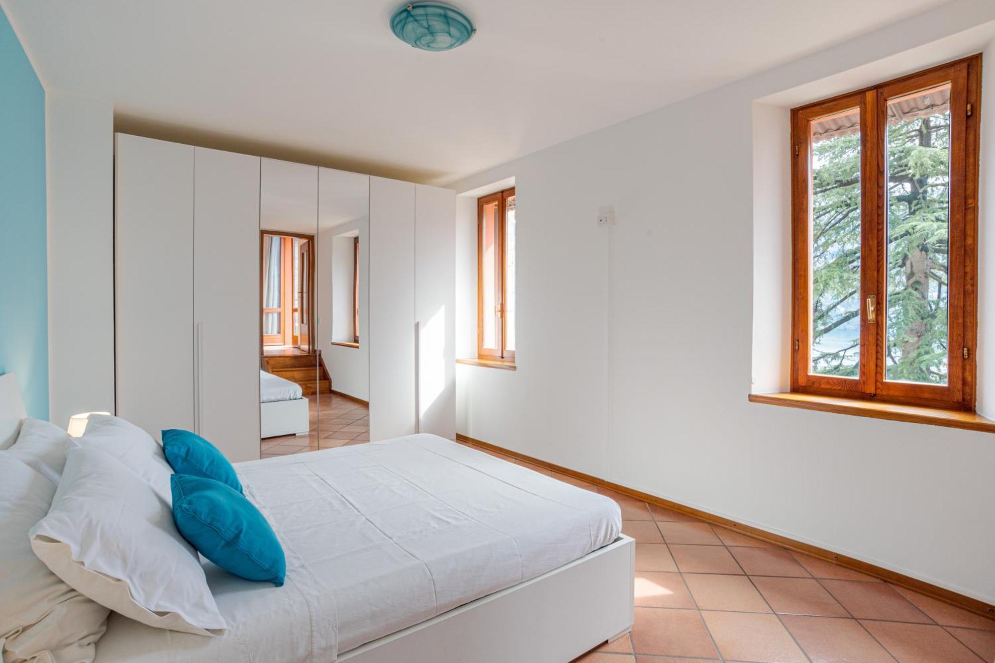 Apartment Maison Laghee-bright With Balcony, View!