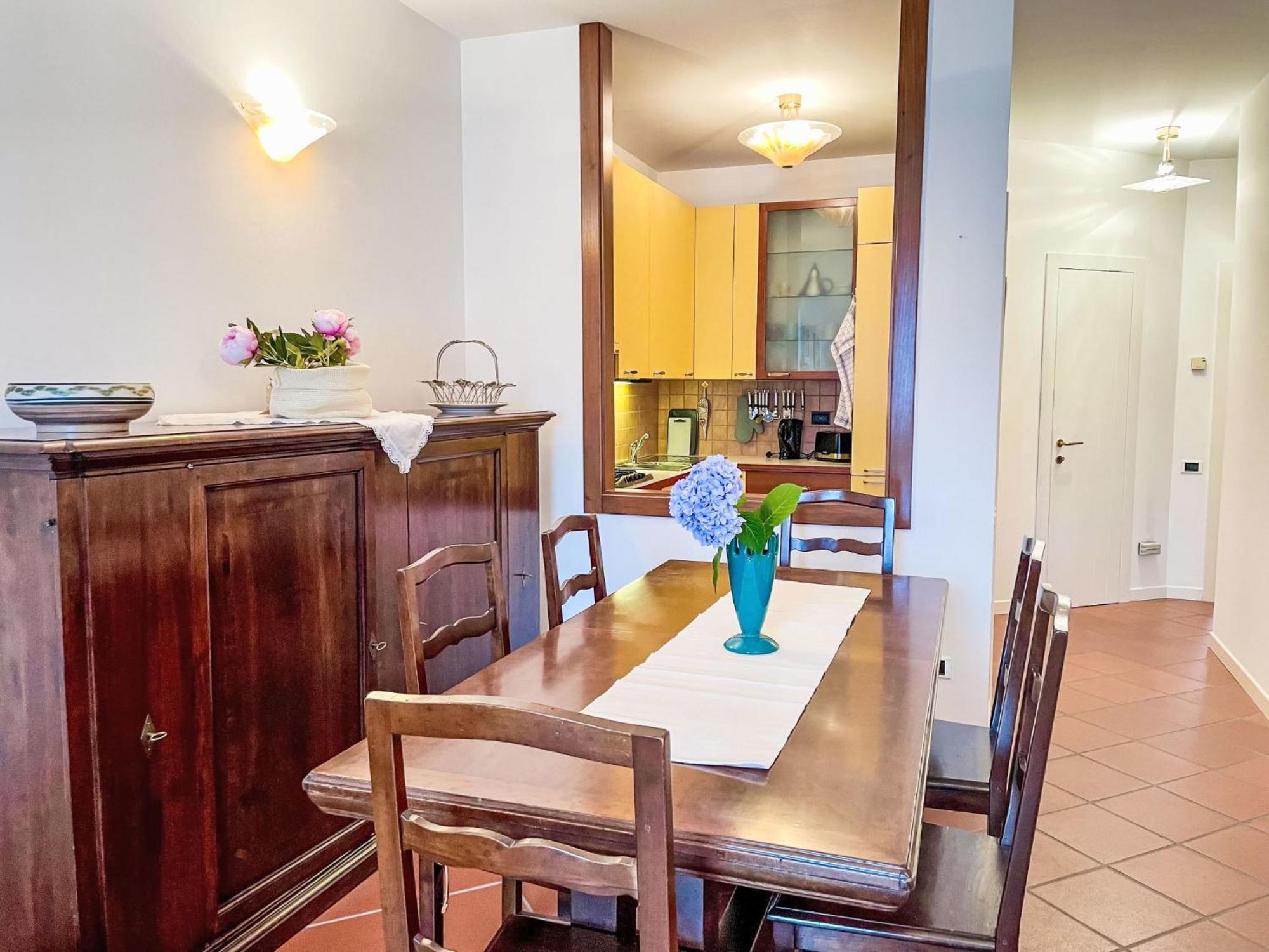 E Sole By Interhome Cremia