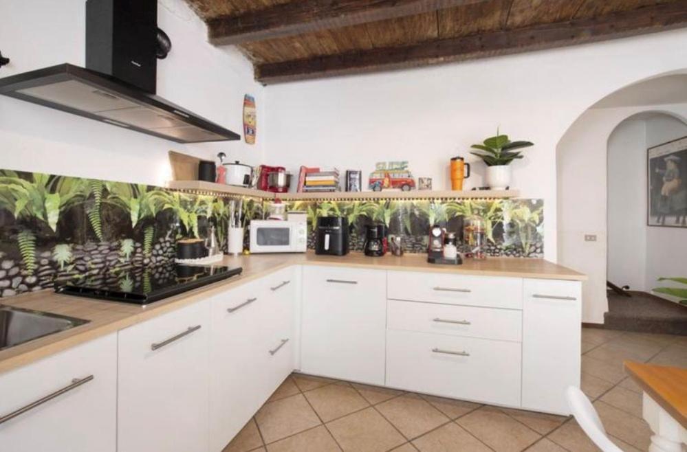 The Boards House On - House Or Master Bedroom Only Holiday home Dorio