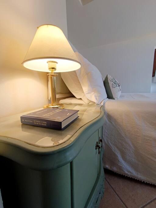 The Boards House On - House Or Master Bedroom Only Holiday home *