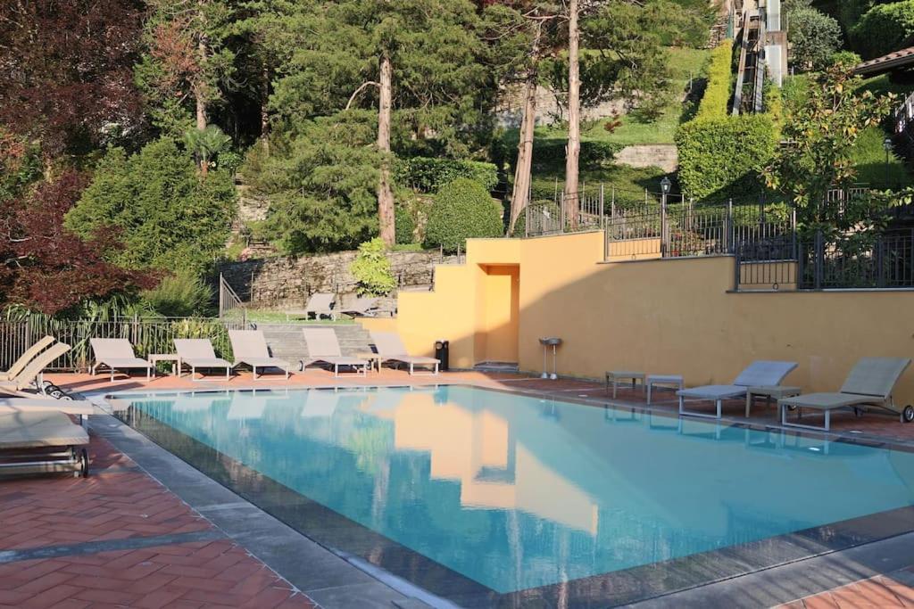 House Just Minutes From Breathtaking View