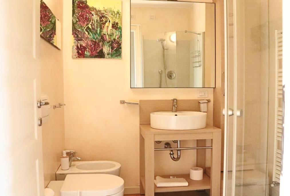 House Just Minutes From Breathtaking View Apartment