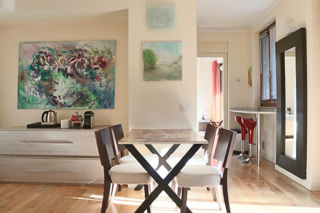 Apartment House Just Minutes From Breathtaking View *