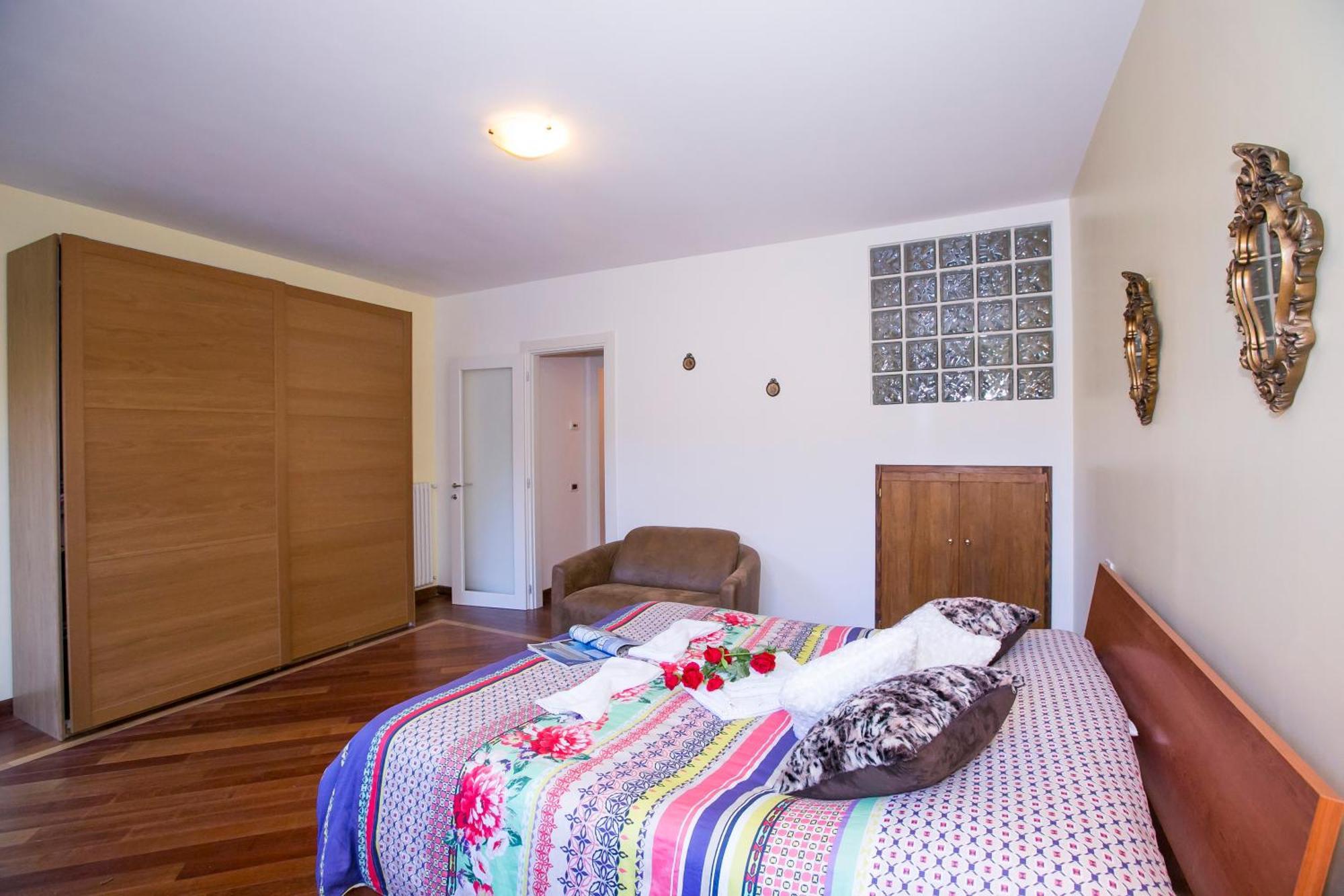 Residenza Regina Apartment