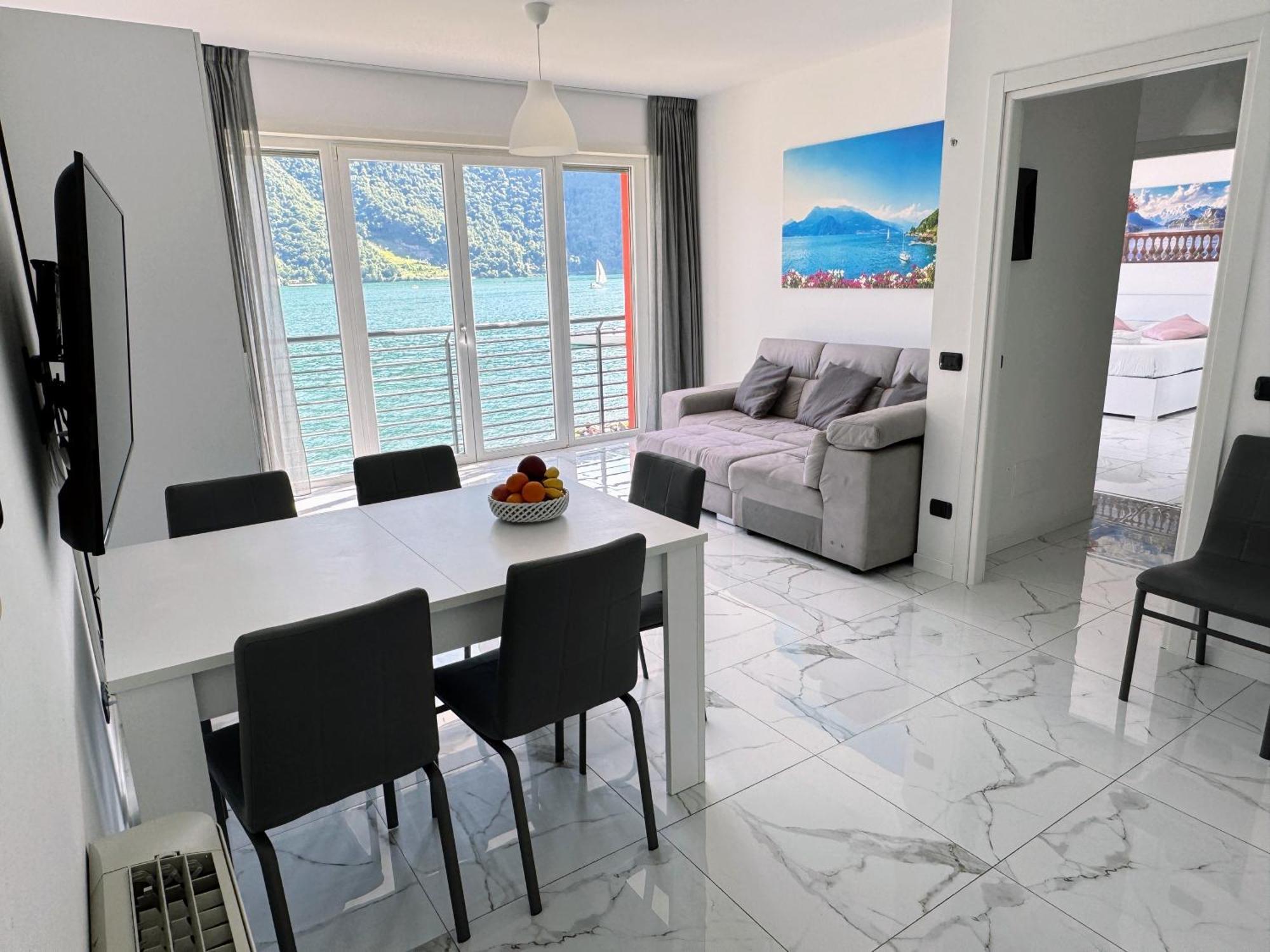 Grand View Apartment *