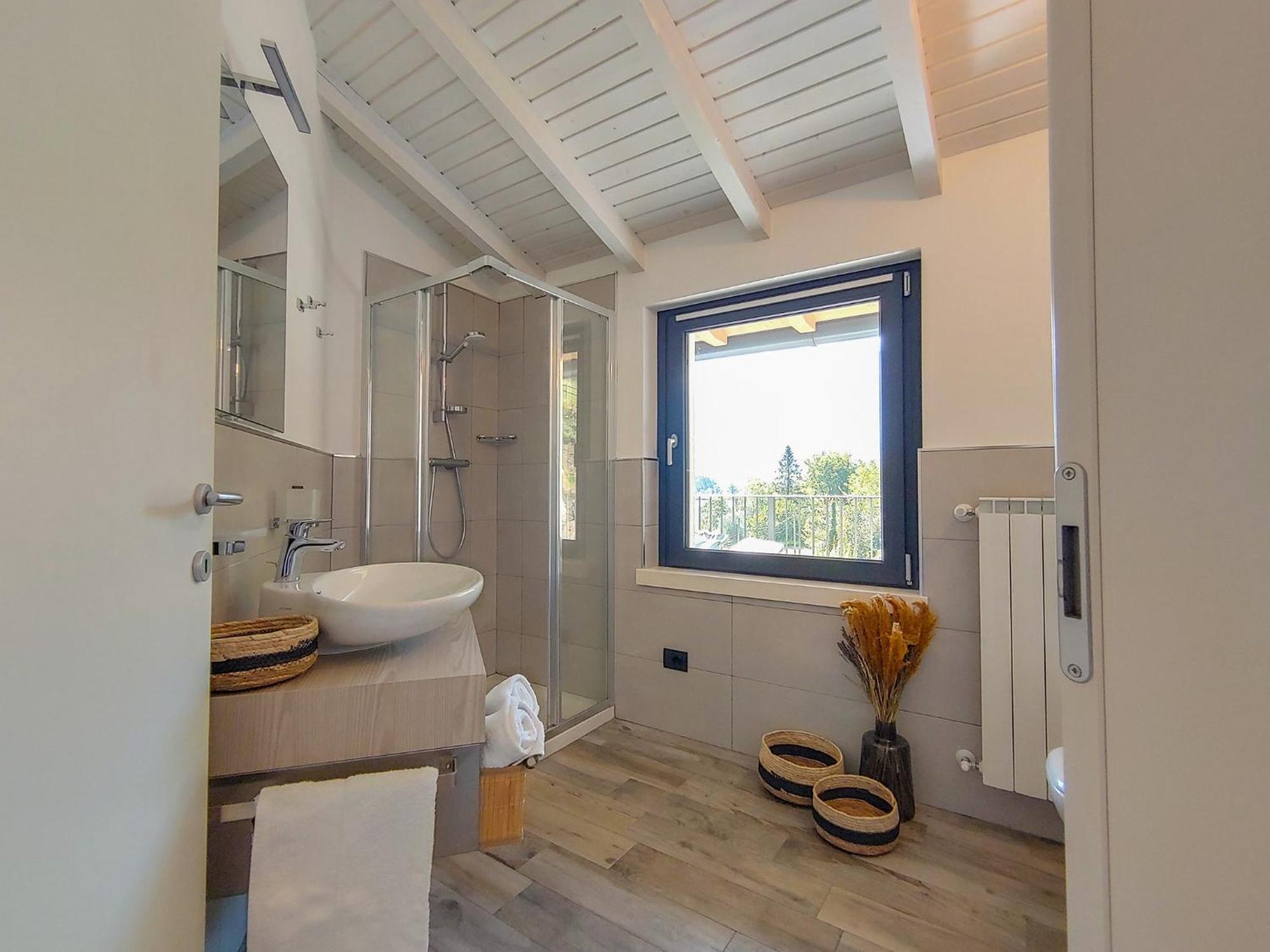 Appartamento Silence Mit Panorama Balkon Dascio