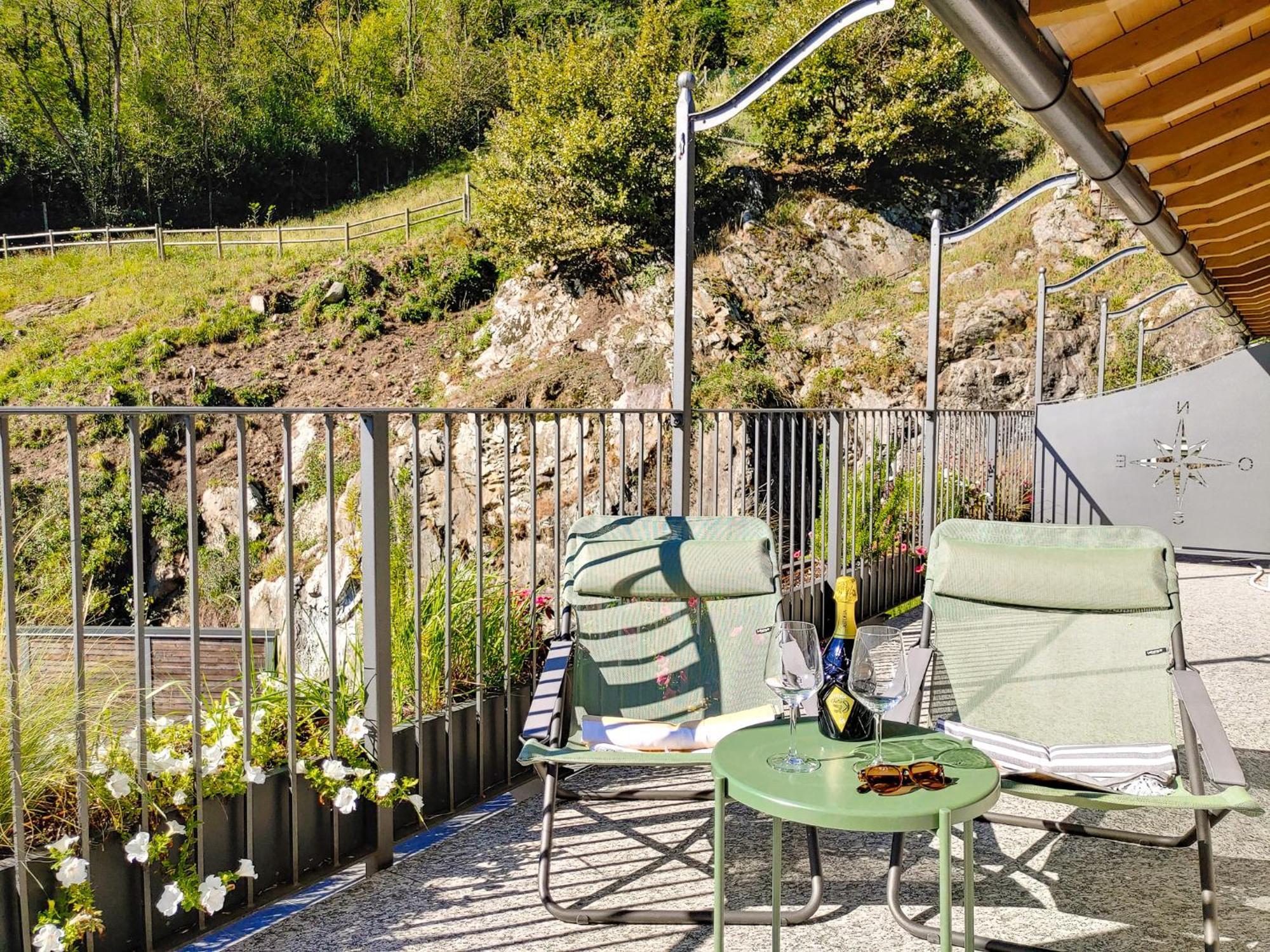 Appartamento Silence Mit Panorama Balkon Dascio