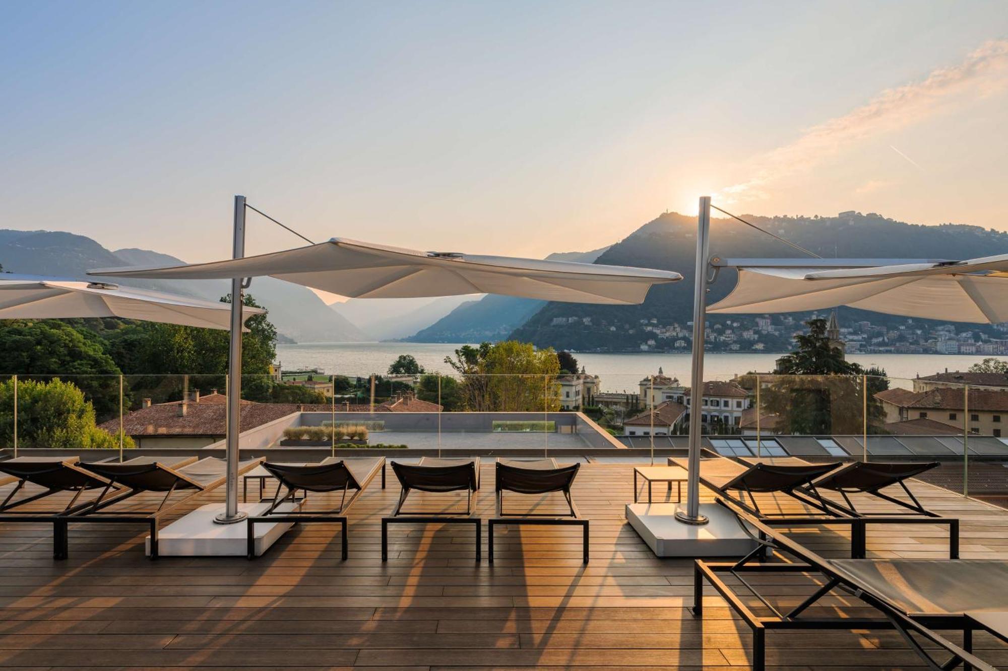 Hilton Hotel 4*