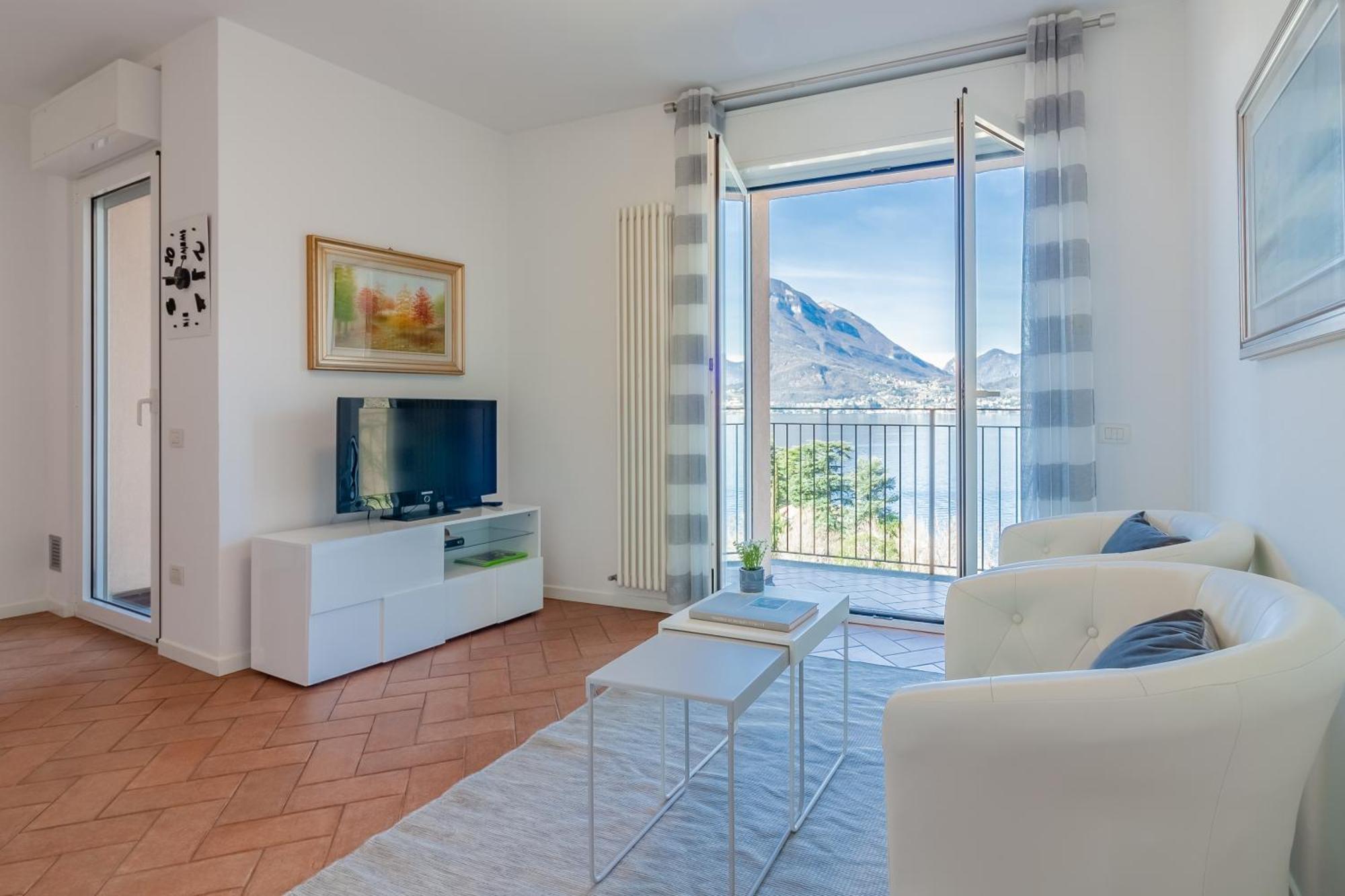 Flower House With View By Wonderful Italy Apartment Perledo