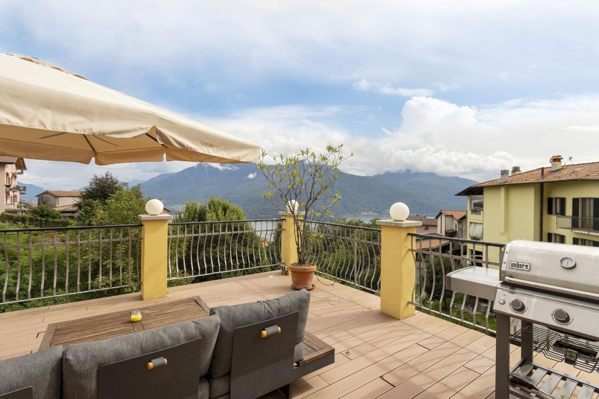 Magic Terrace With View *