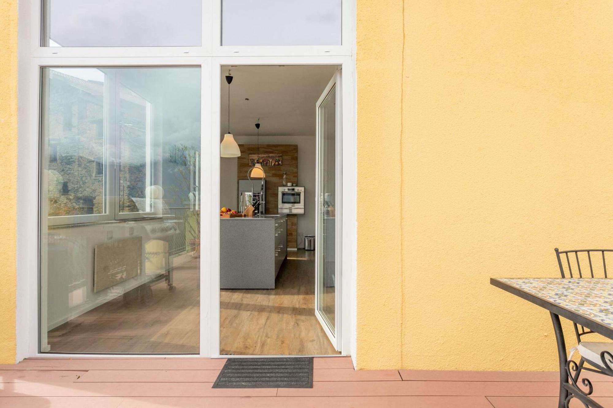Magic Terrace With View * Stazzona