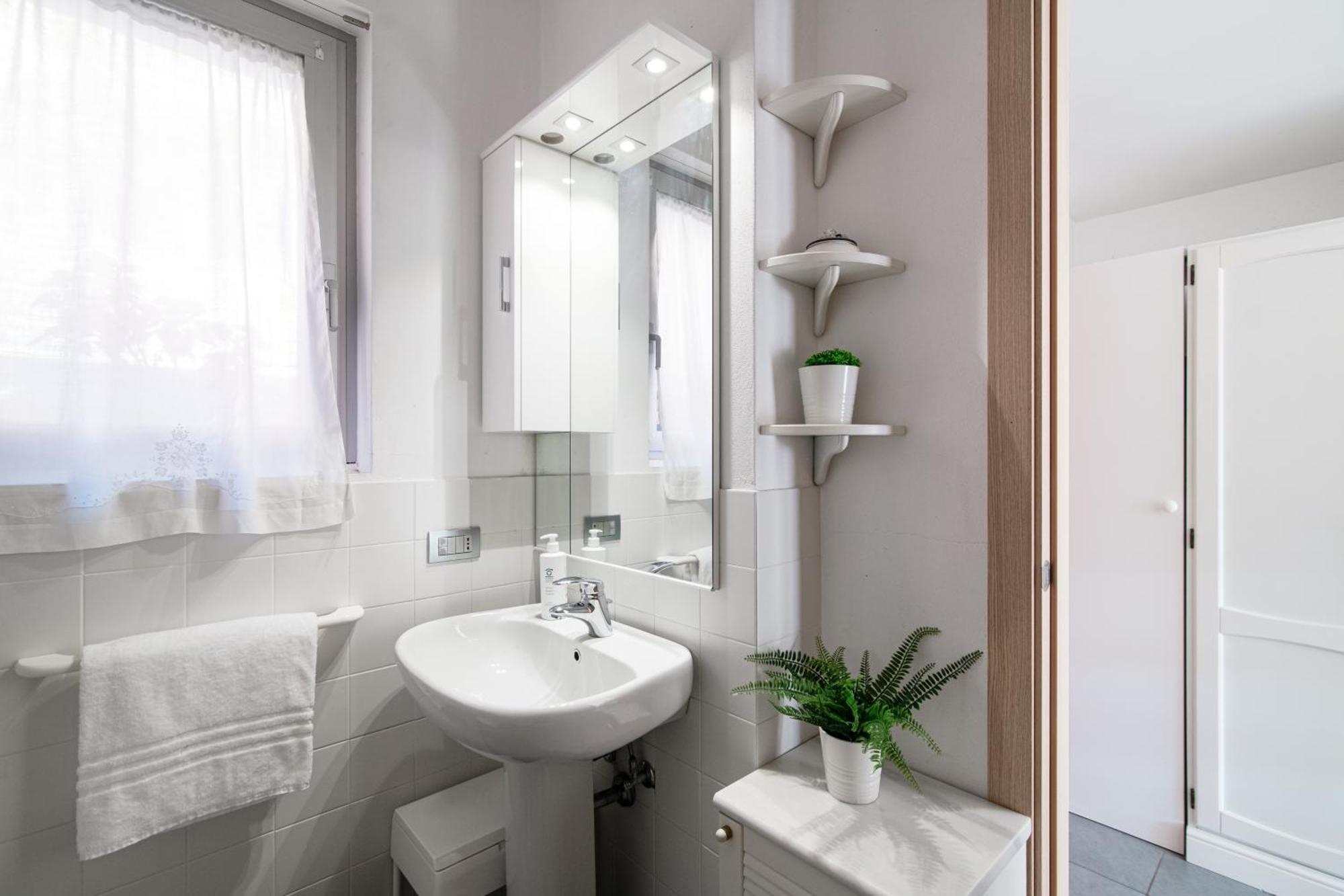 Is Apartment Como