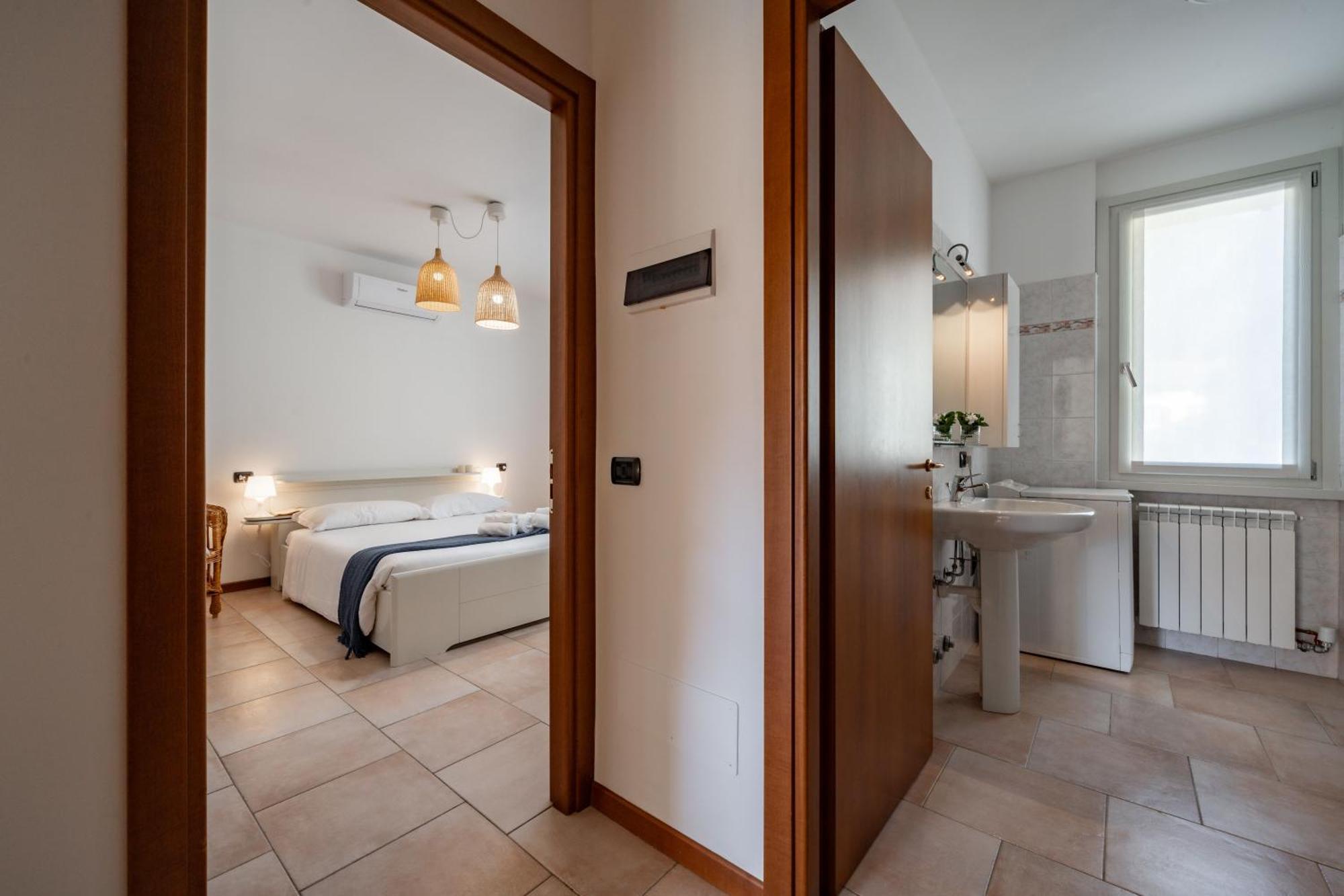 Apartment Golden 2 - Just Few Steps From The