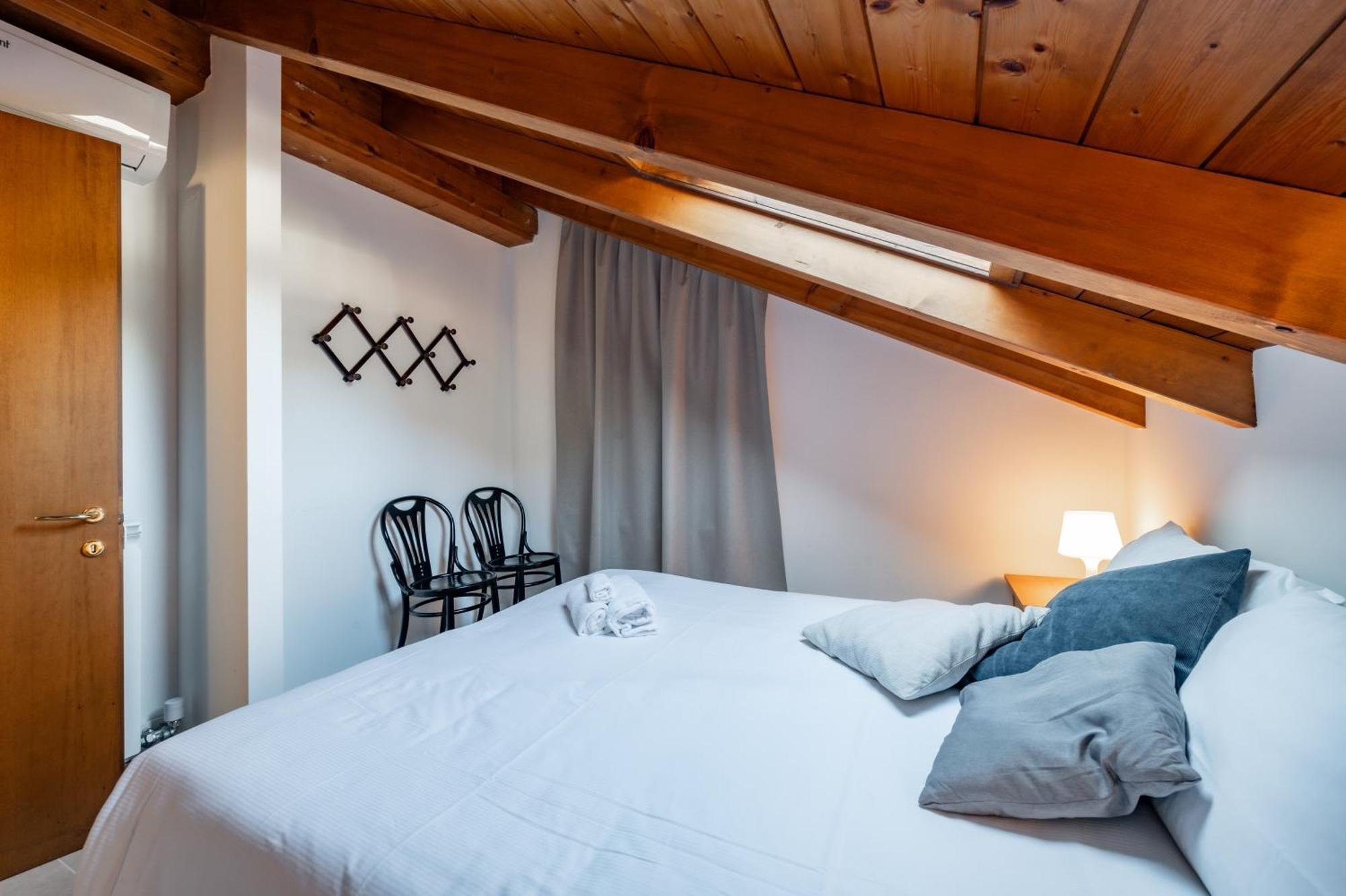 Apartment Golden 2 - Just Few Steps From The