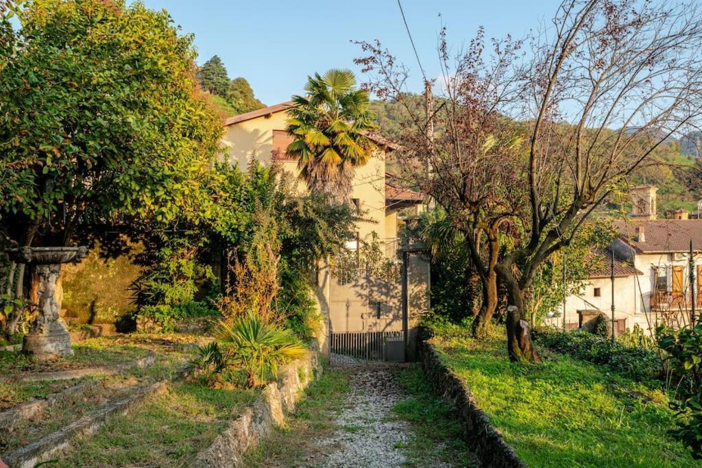 Promessi Sposi - Signorile A Caloziocorte * Calolziocorte
