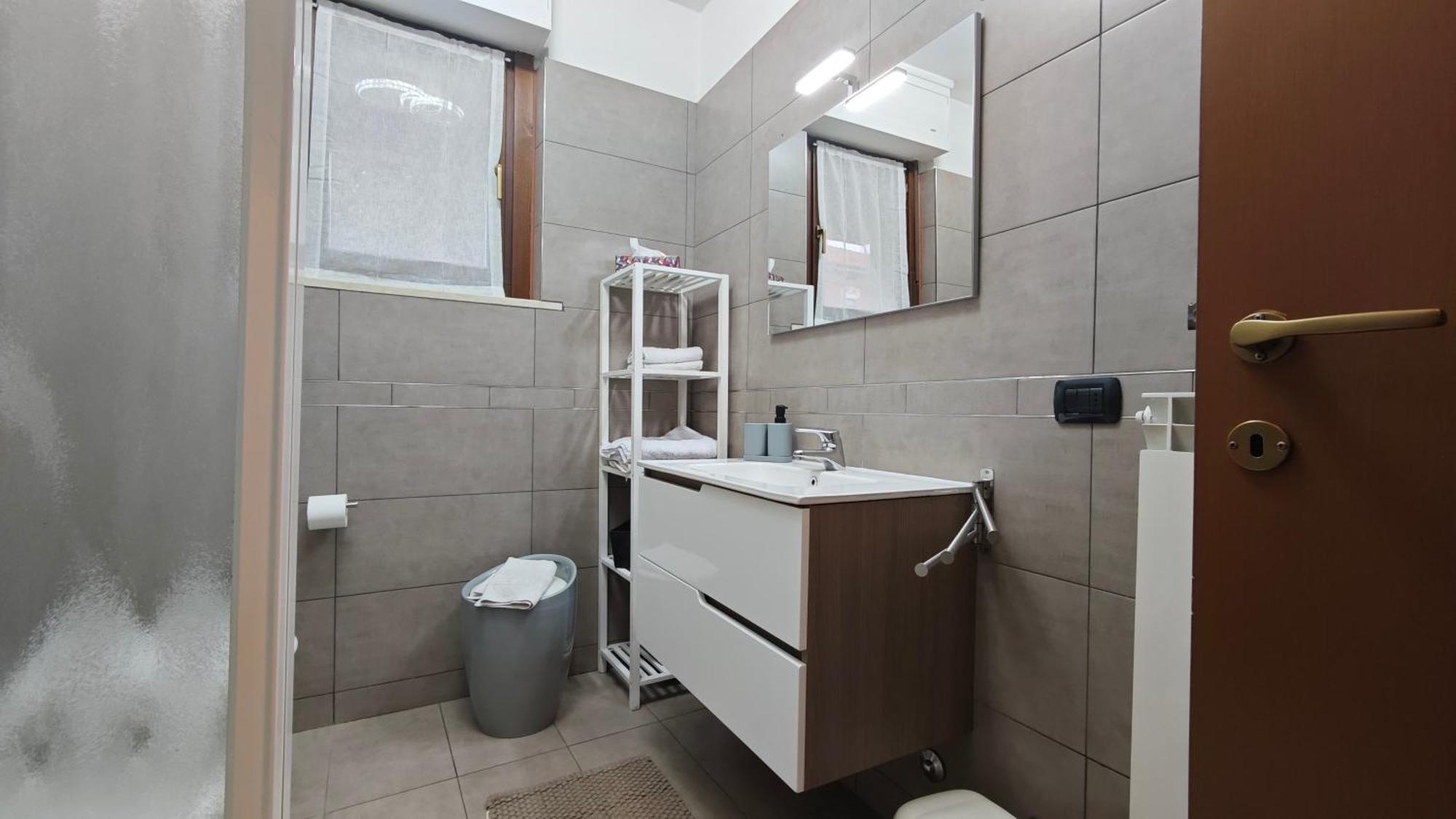Aleph With Private Parking, Next Train Station *