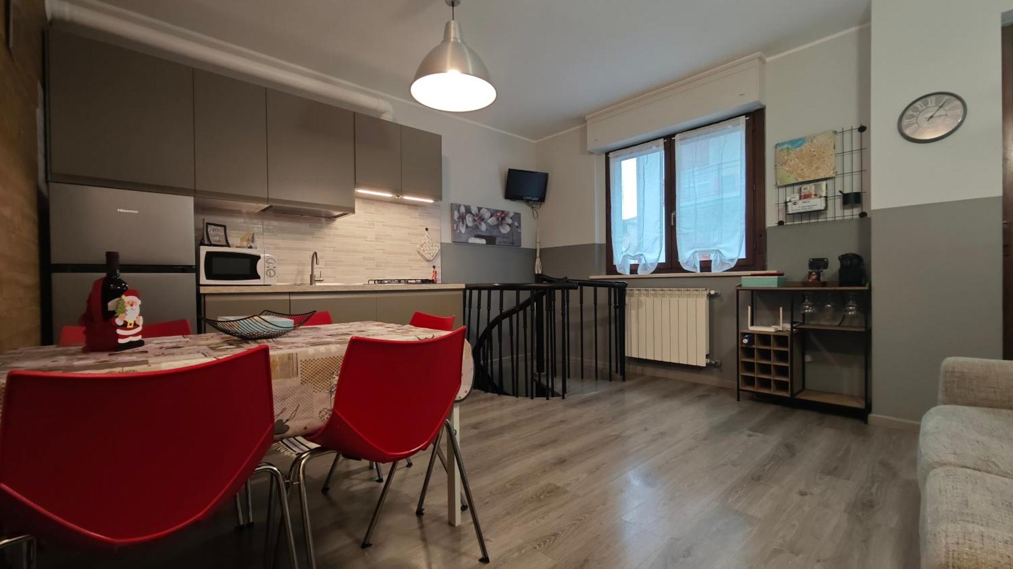 Aleph With Private Parking, Next Train Station * Como