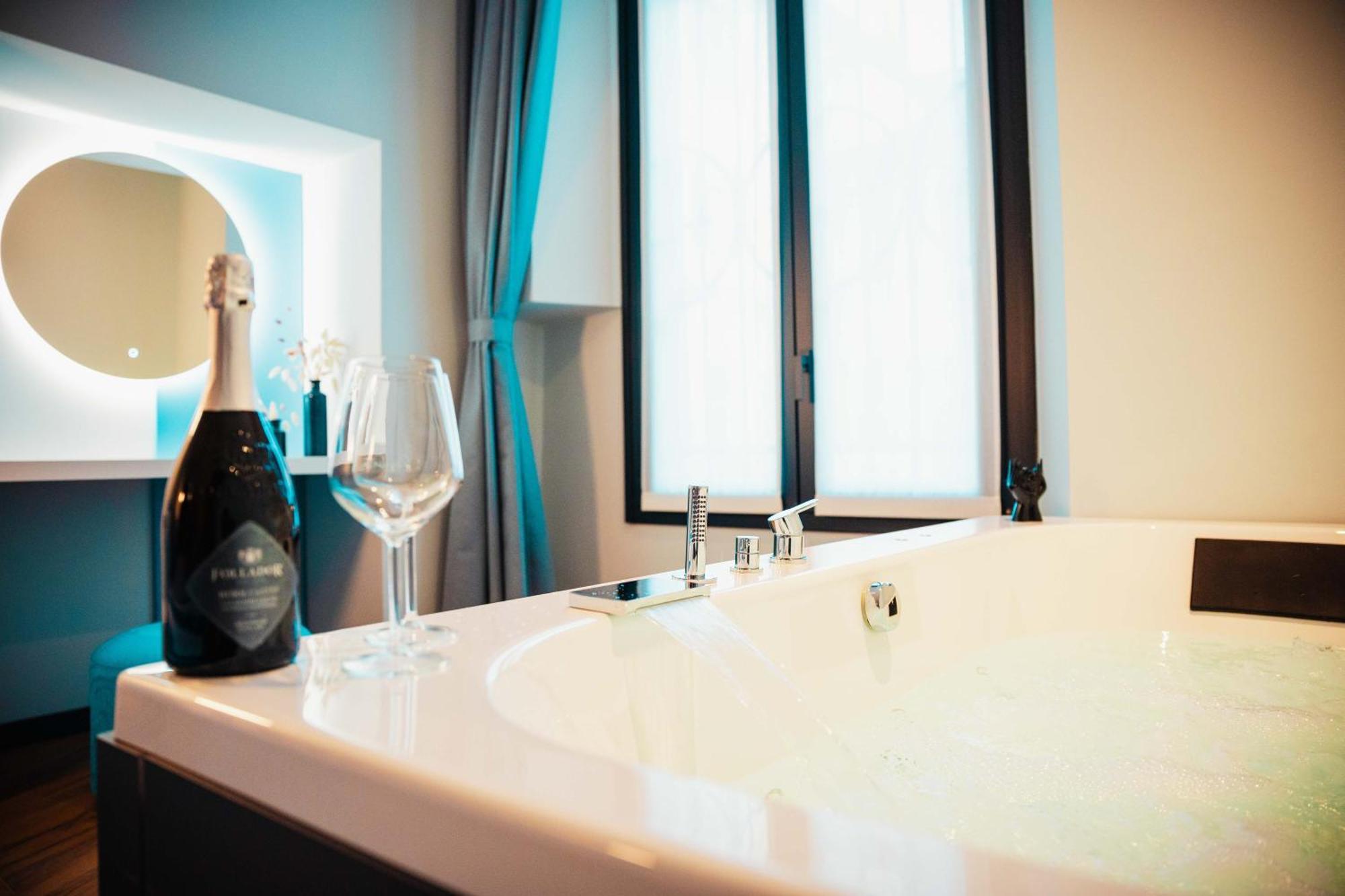 Penelope's Suite&spa Con Parcheggio Privato *