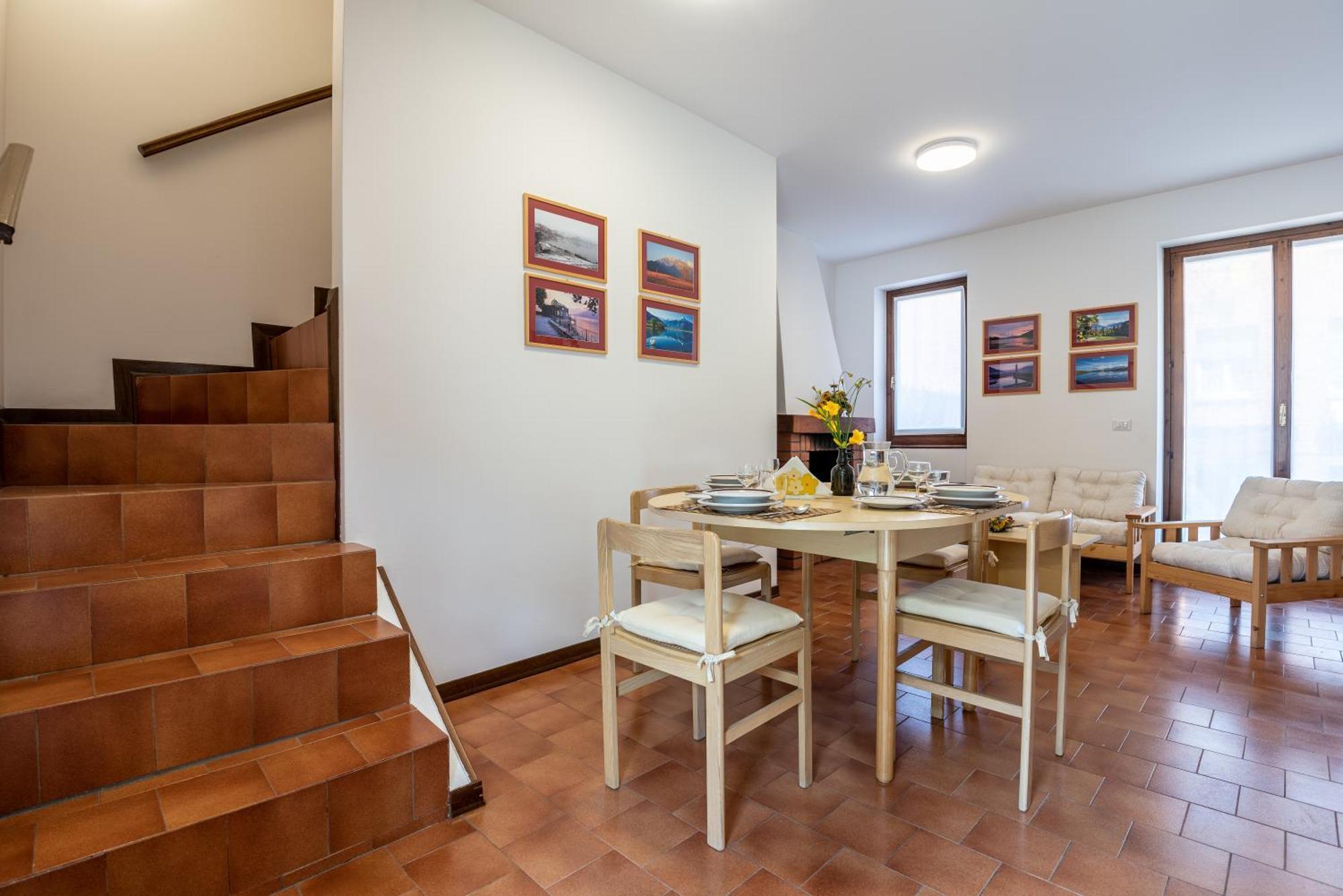Apartment Terraced House On The Lakeside Of - Larihome A04
