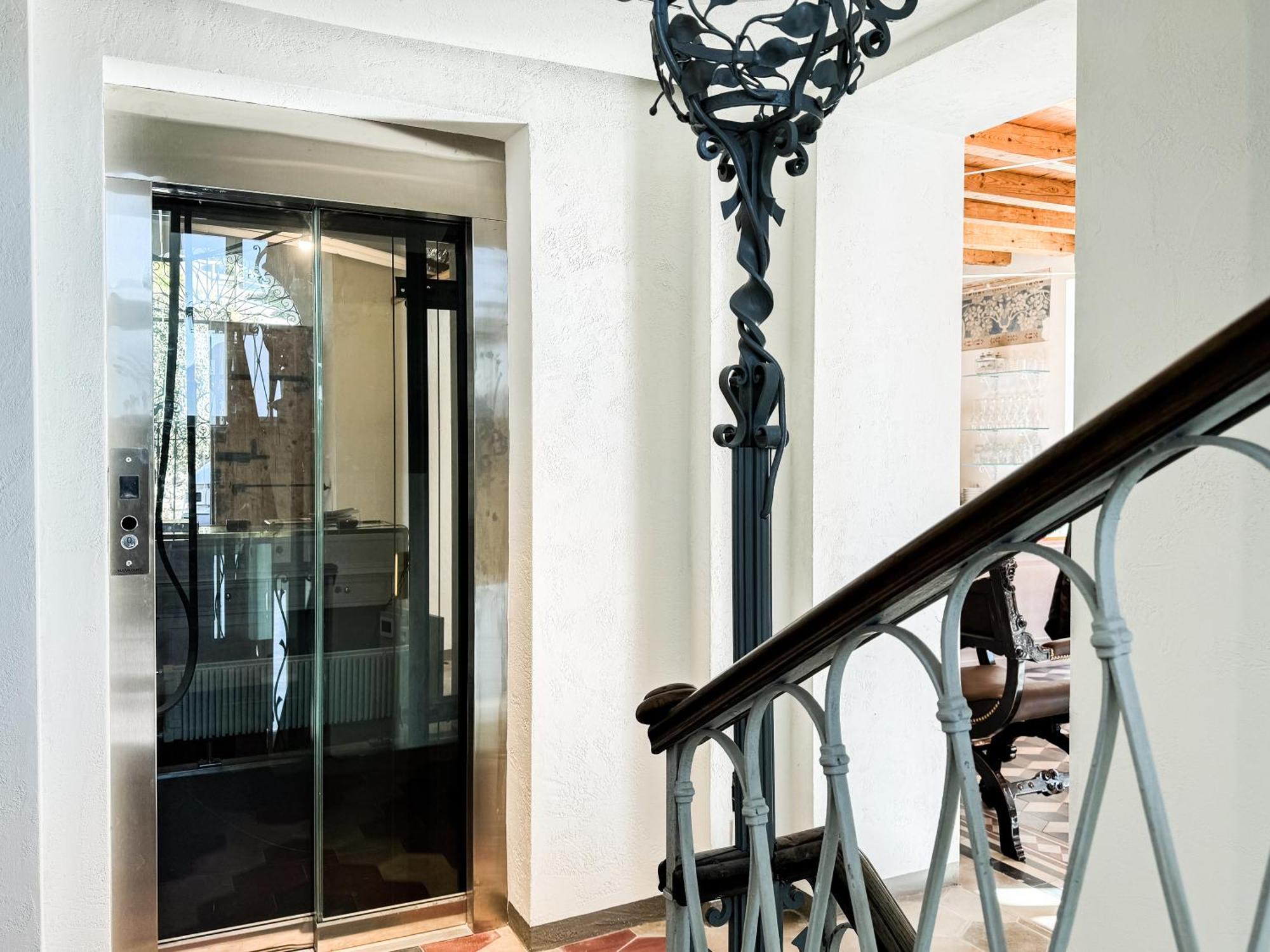 Reverie - Boutique Hotel