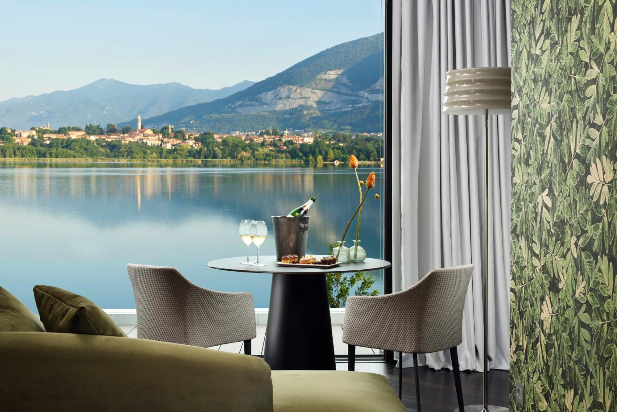 Bianca Relais, By R Collection Oggiono