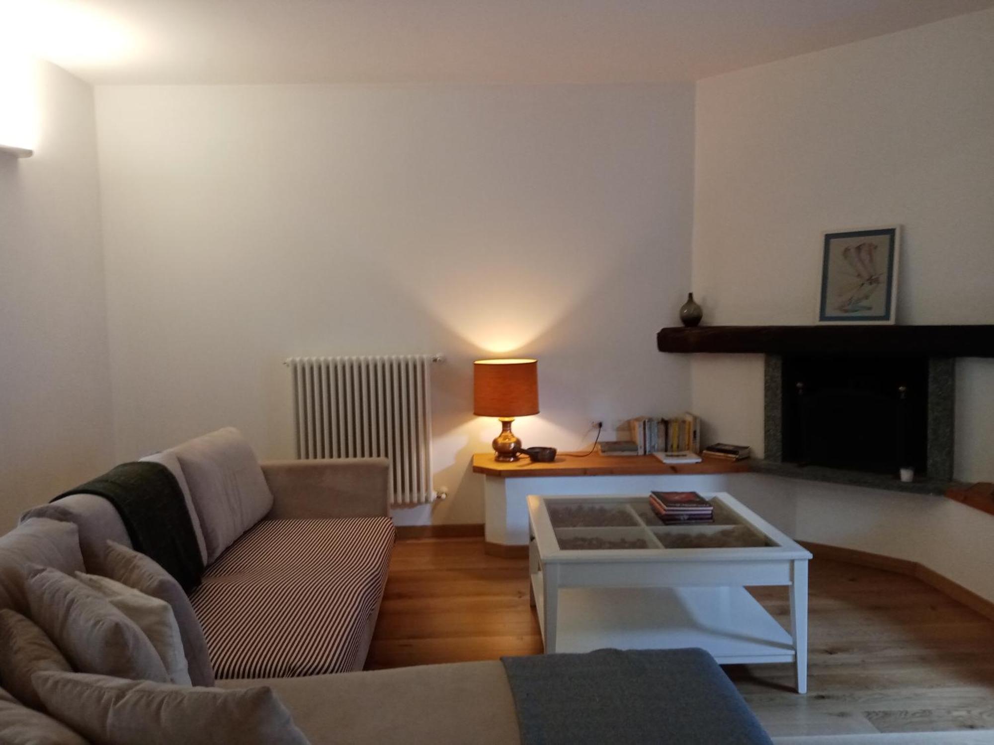 Cascina Borgofrancone Aparthotel Gera Lario
