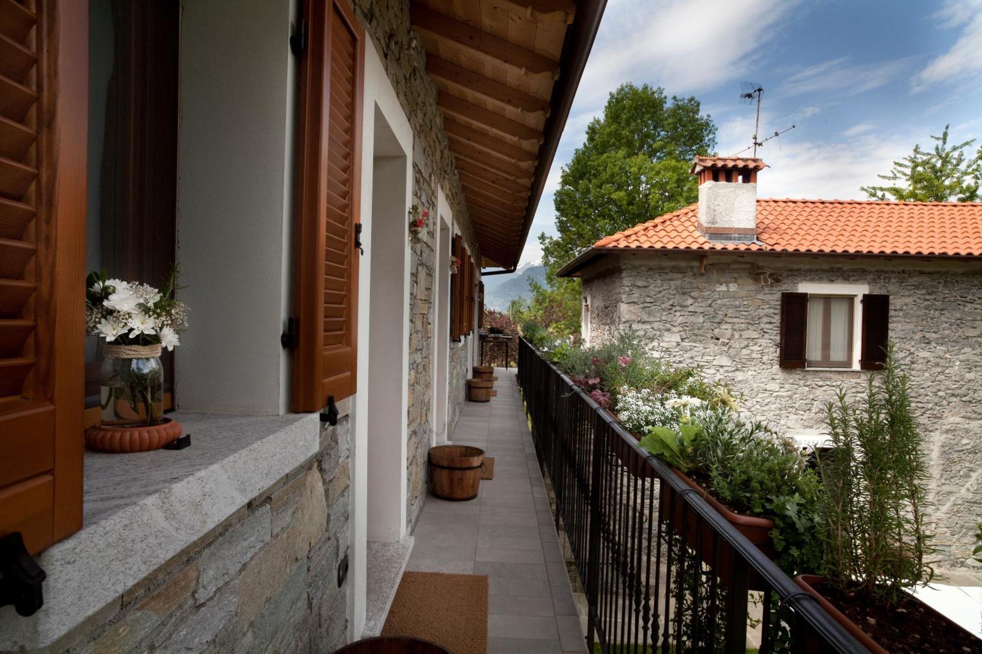Cascina Borgofrancone Aparthotel
