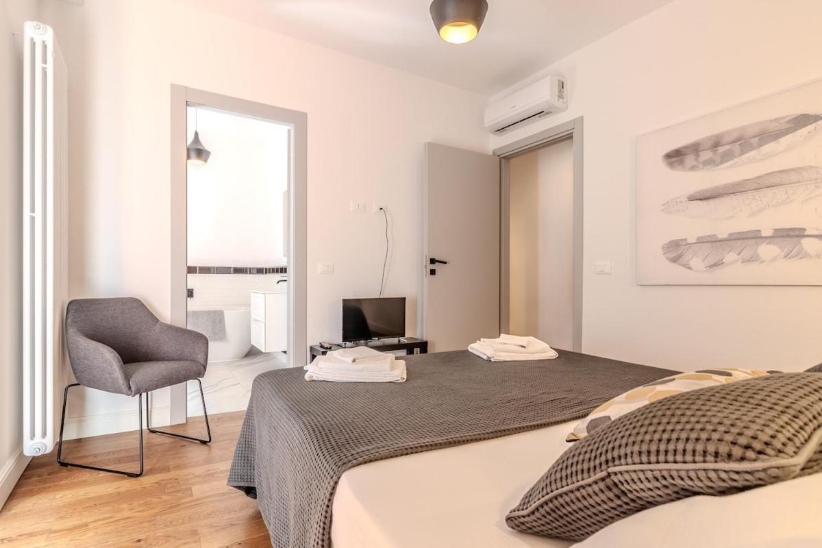 Blue Luxury Apt#3 Apartment Como