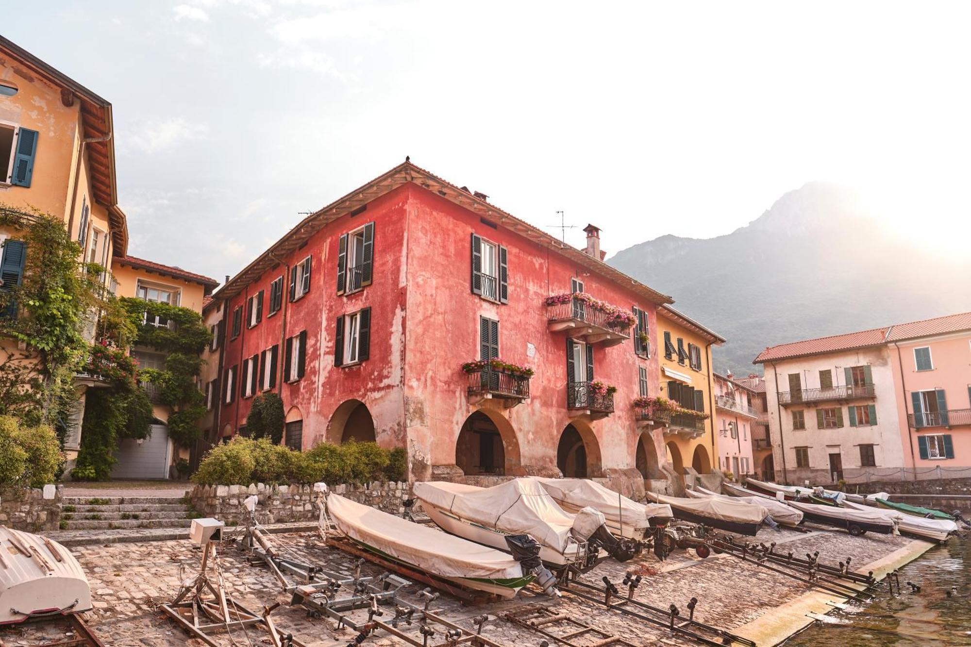 La Casa Del Fotografo * Mandello del Lario