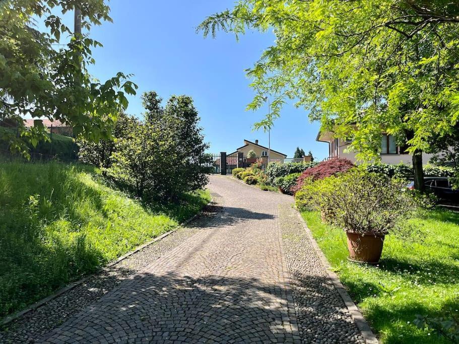 - Pusiano Villa
