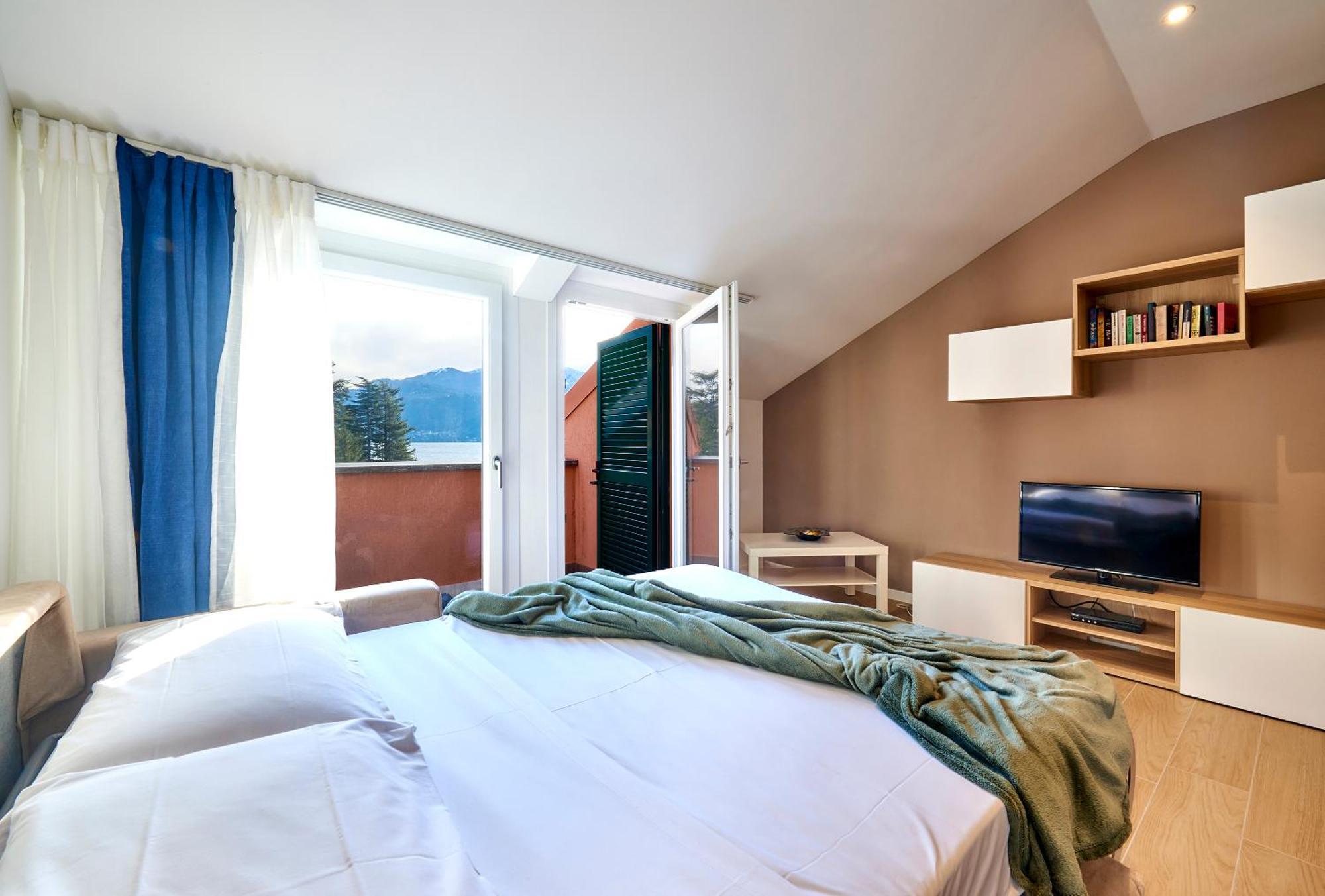 Apartment Luxury 100mq With Private Terrace With View Near Varenna