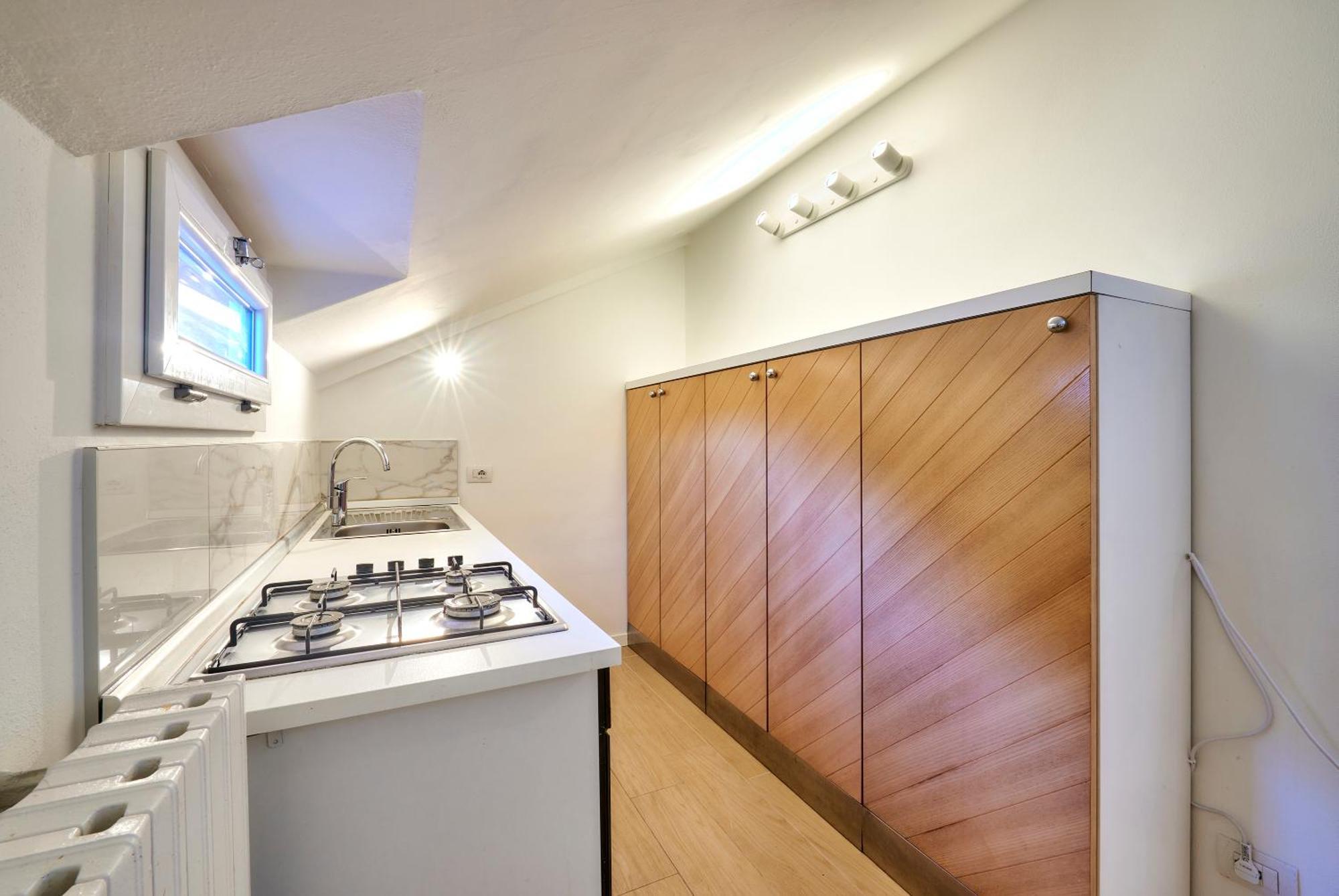 Apartment Luxury 100mq With Private Terrace With View Near Varenna Fiumelatte