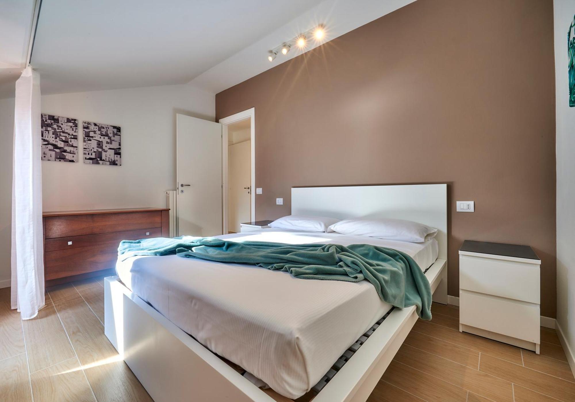 Apartment Luxury 100mq With Private Terrace With View Near Varenna