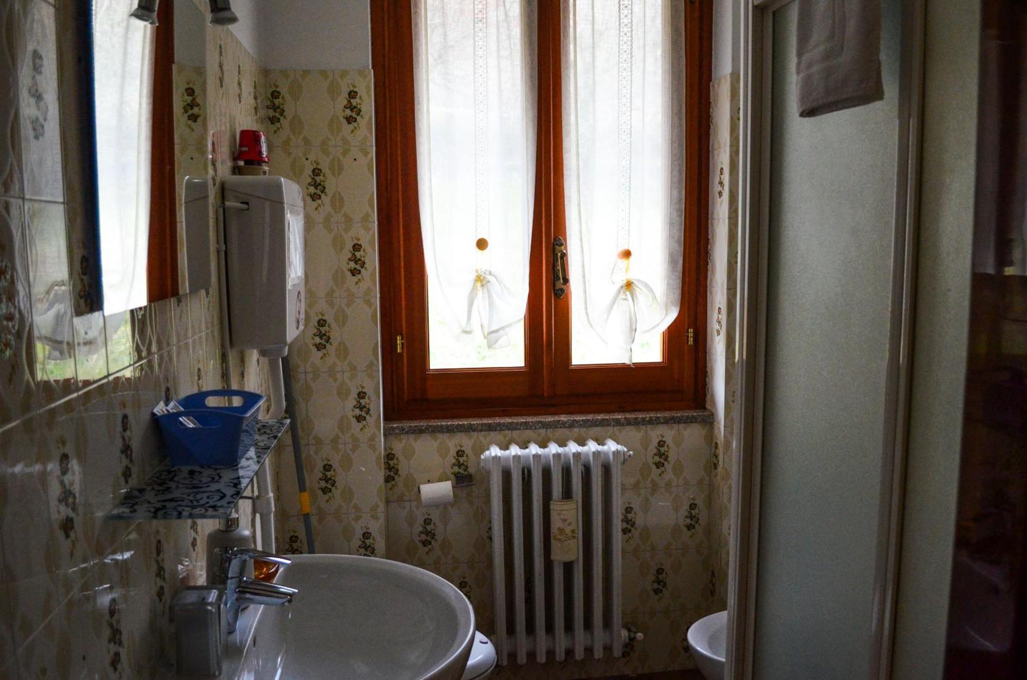 Apartment L'ulivo View In Private Street Lierna