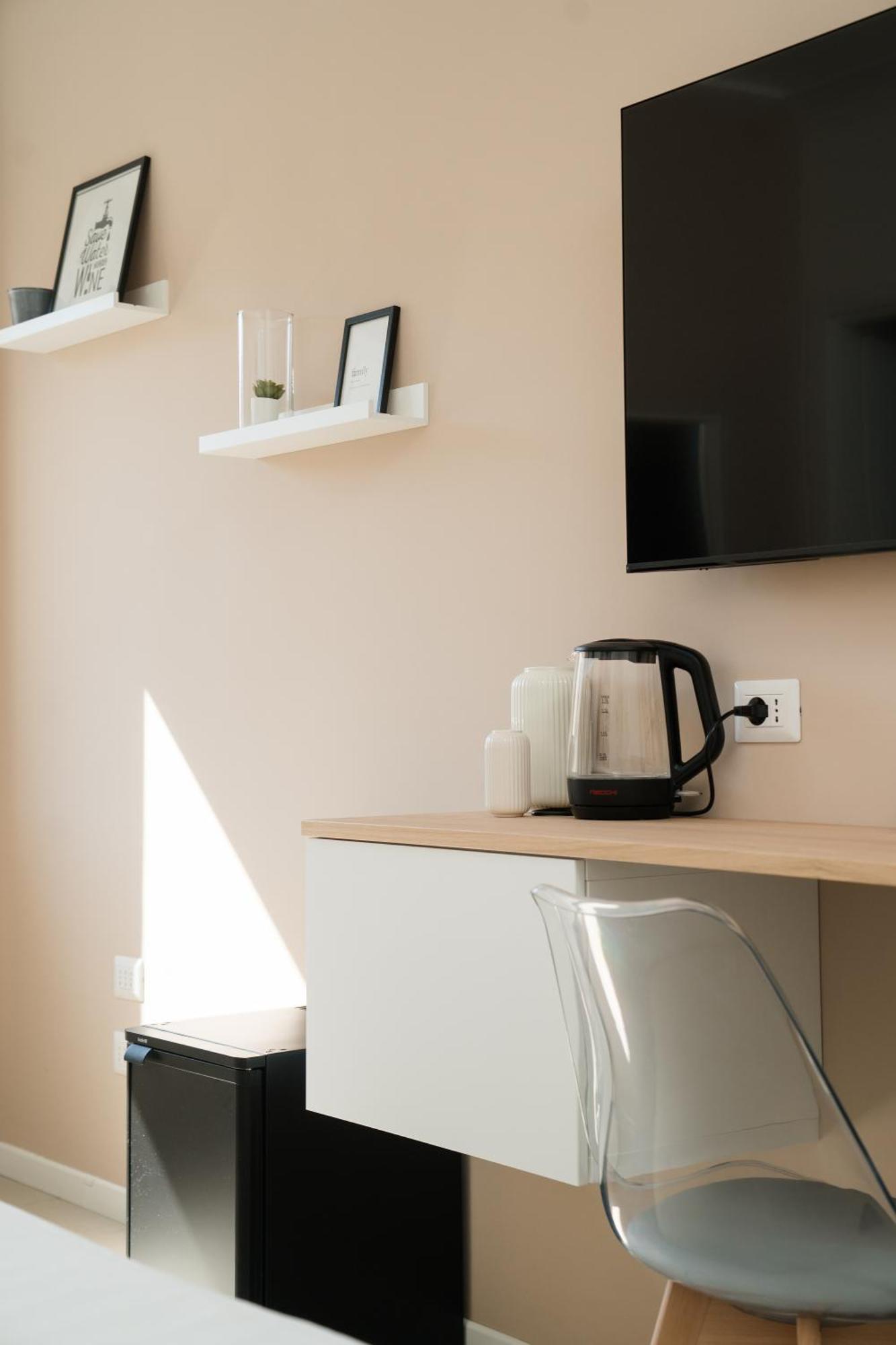 Dieci By Comorooms Apartment